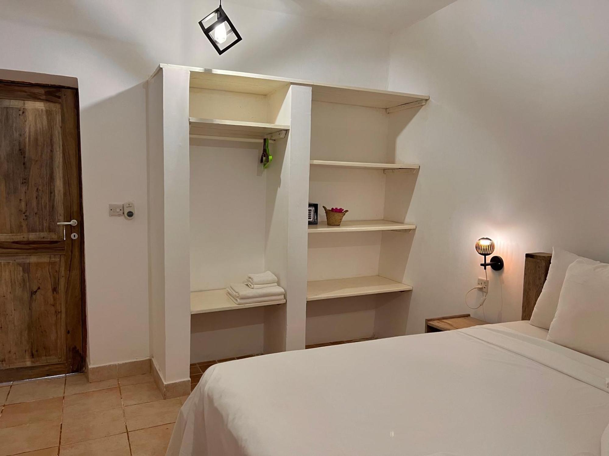 Resort Stone *