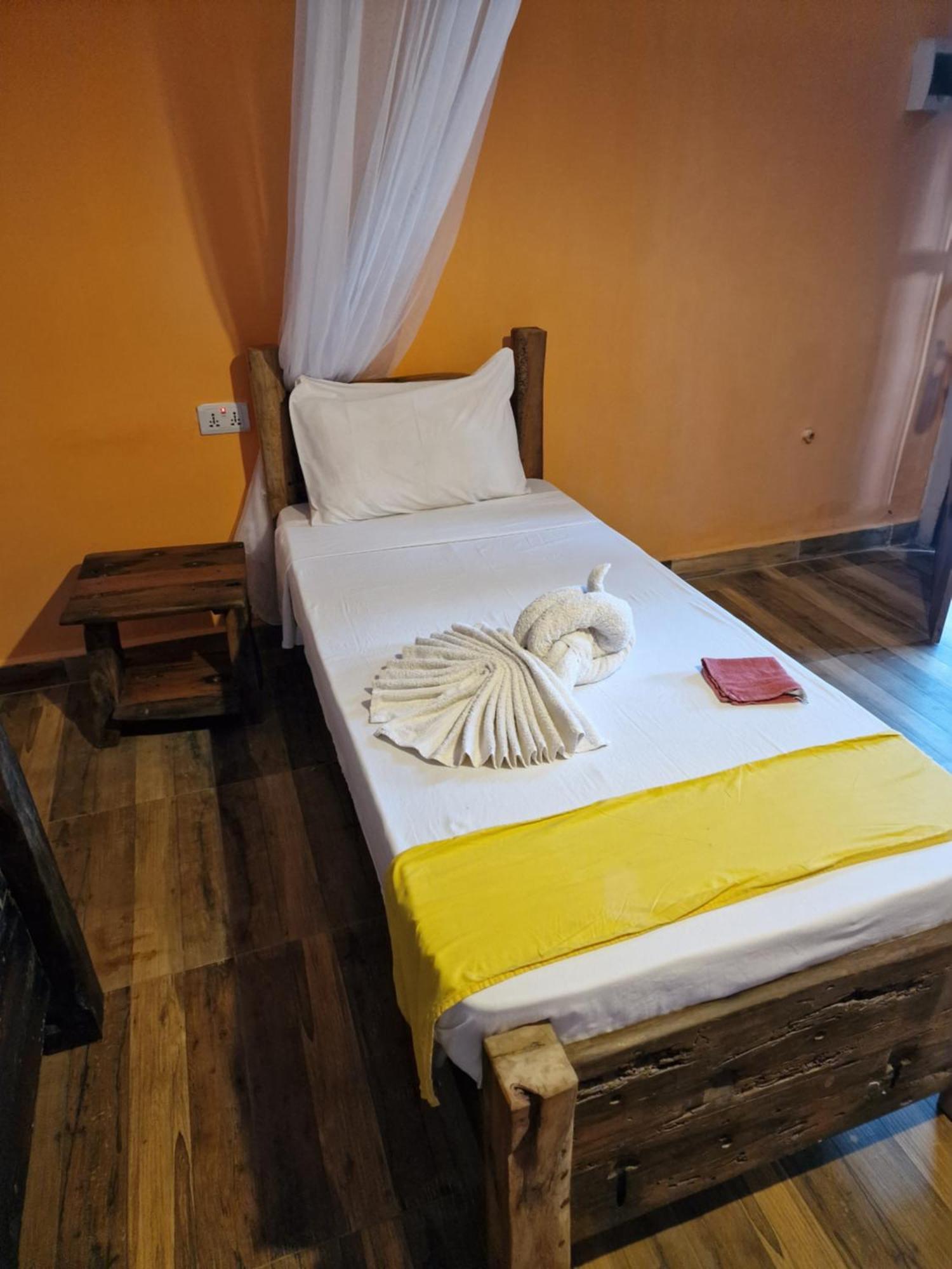 Kumi Bed & Breakfast