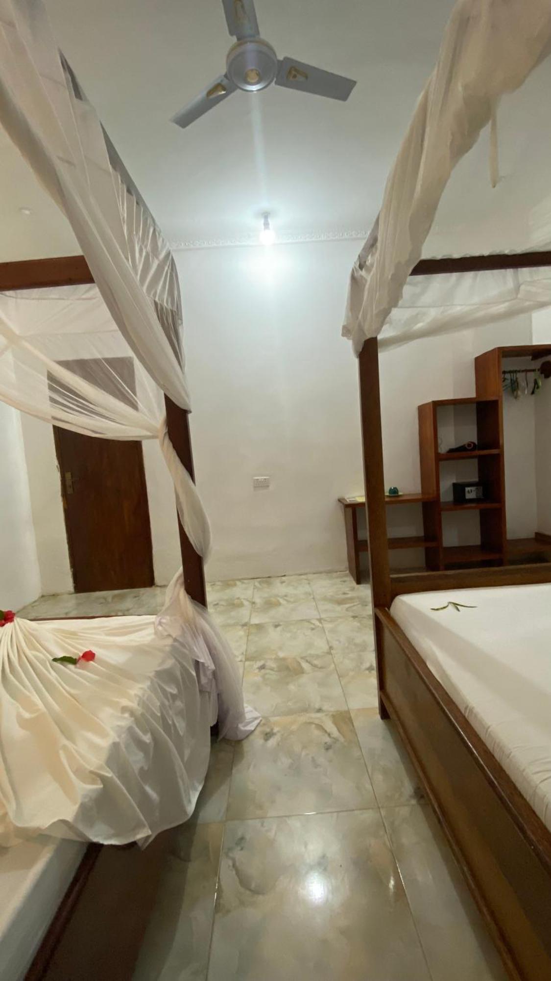 Bed & Breakfast Tropicana 3*