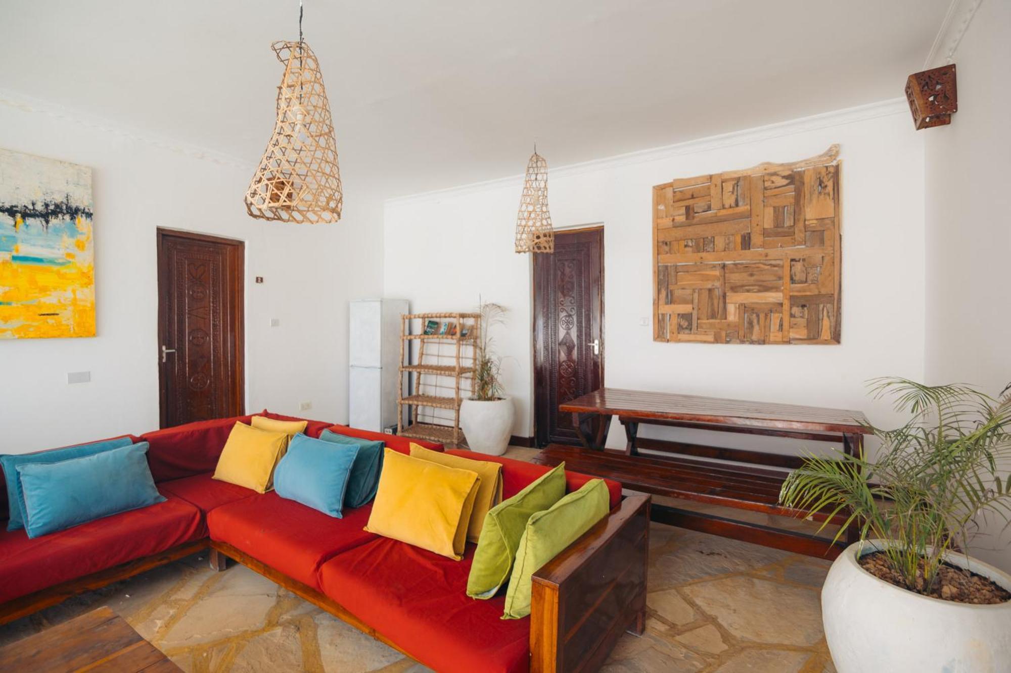 Bukoba Villas - Lily - Private Pool, Ac & Wi-fi *