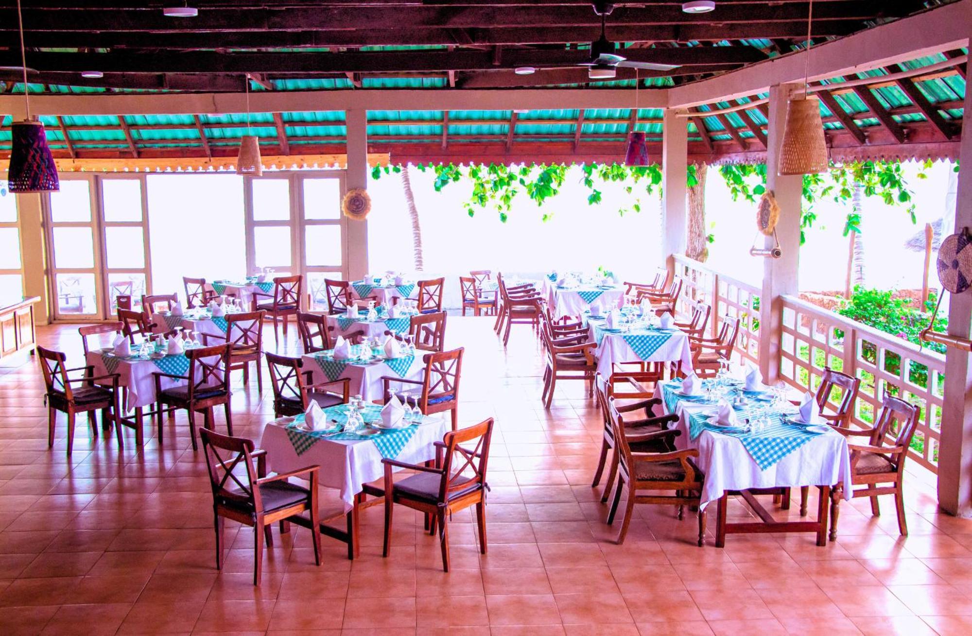 Mandarin Zanzibar Kizimkazi