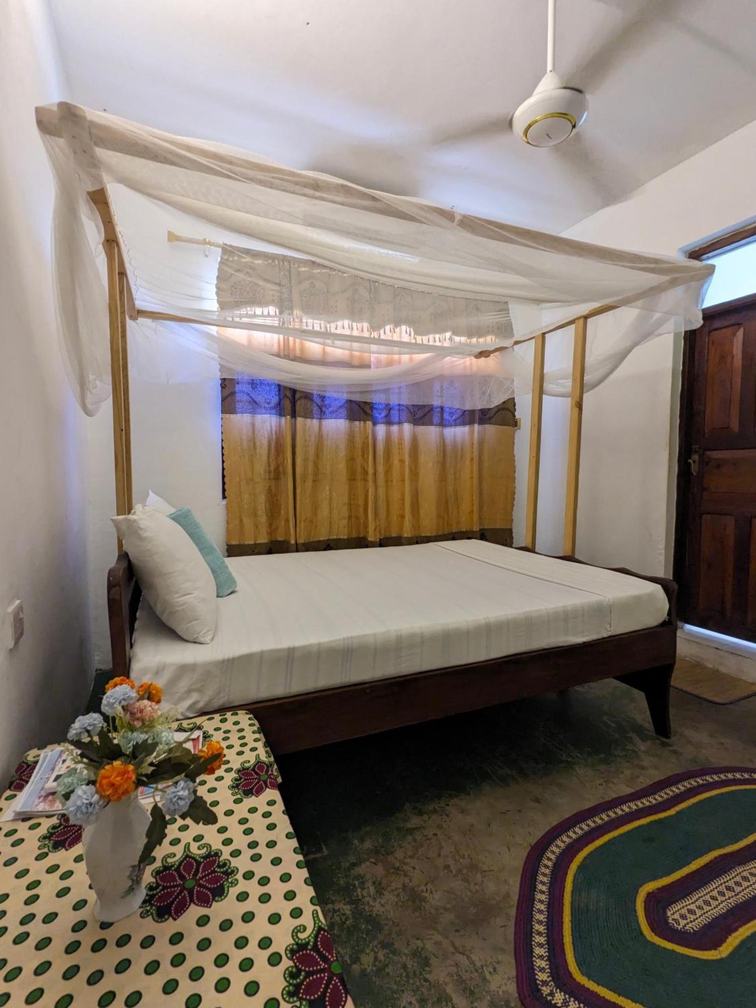 Bed & Breakfast Flamingo Znz *