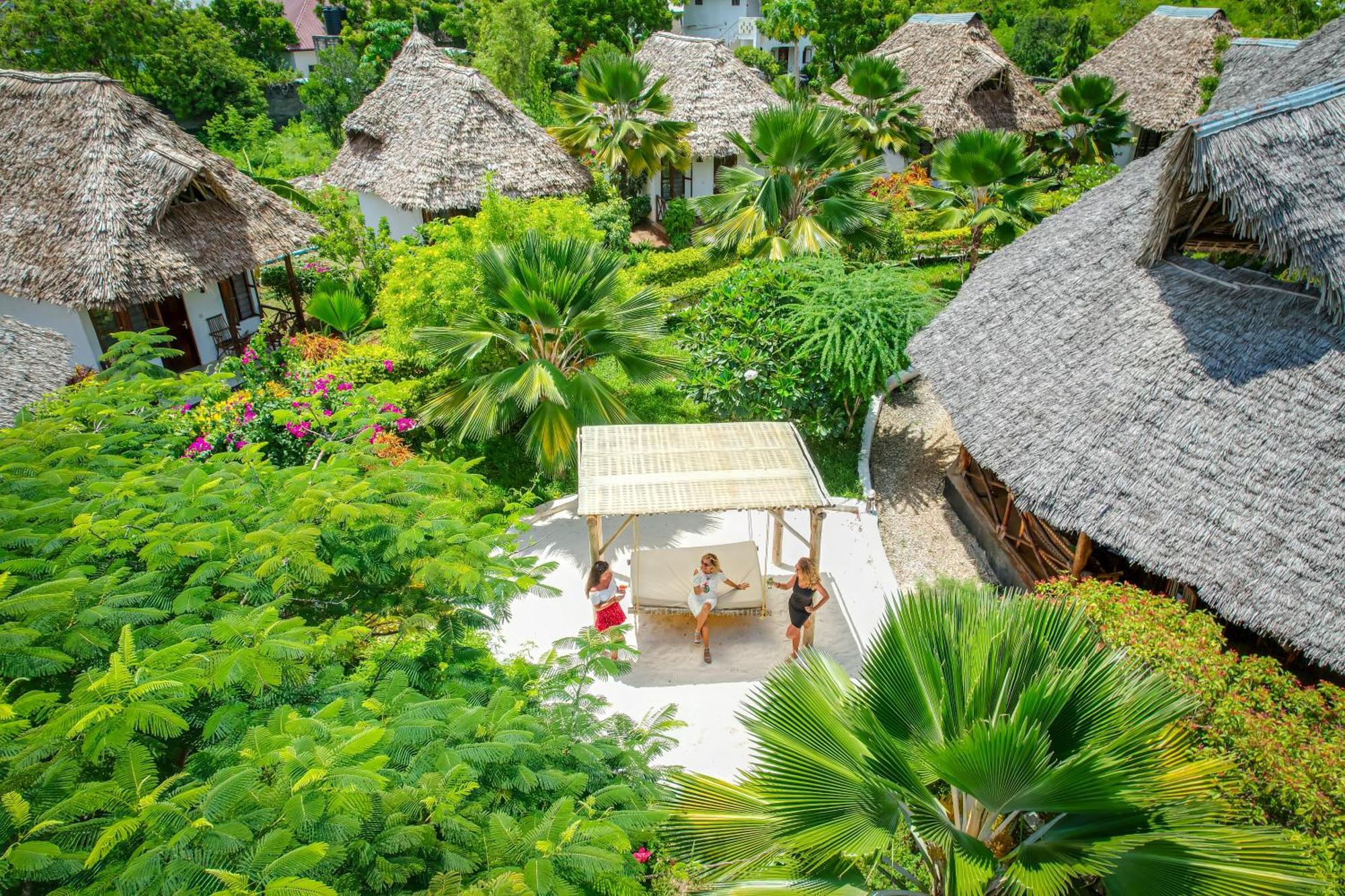 Mawimbi Hotel *