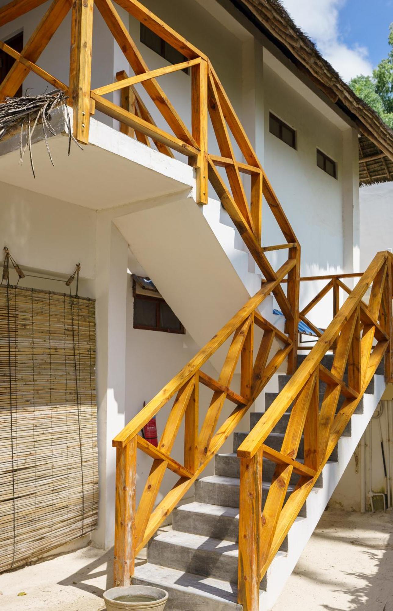 Hotel Savera