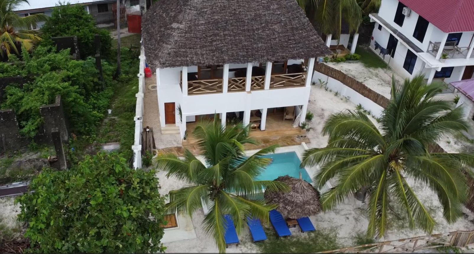Amanibeachvilla Villa *
