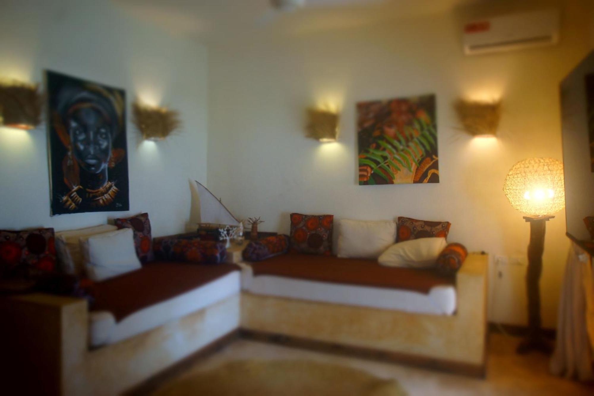 Amanibeachvilla *