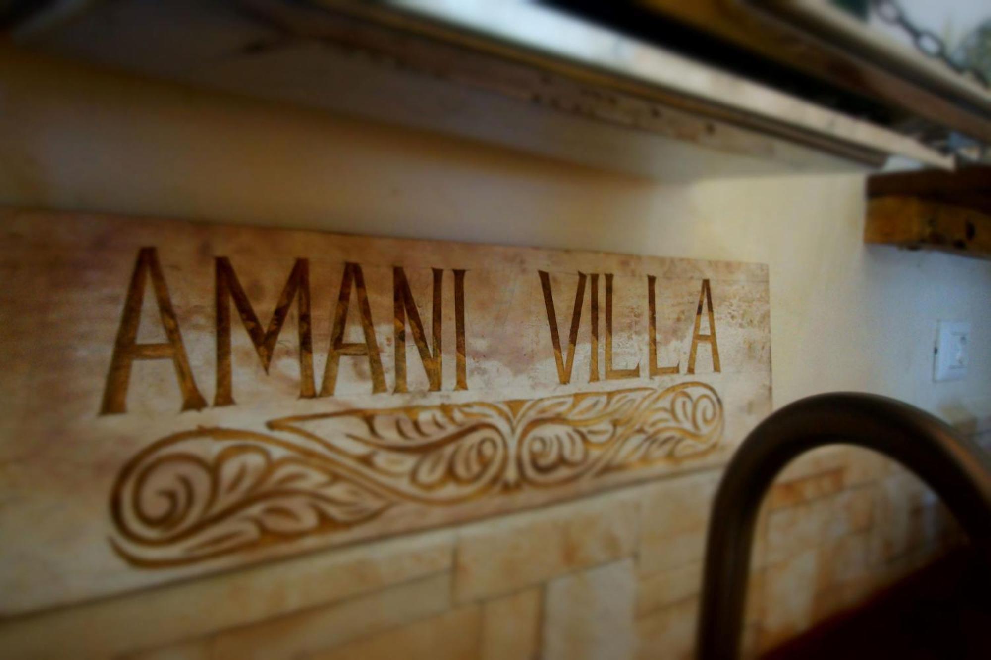 Amanibeachvilla *
