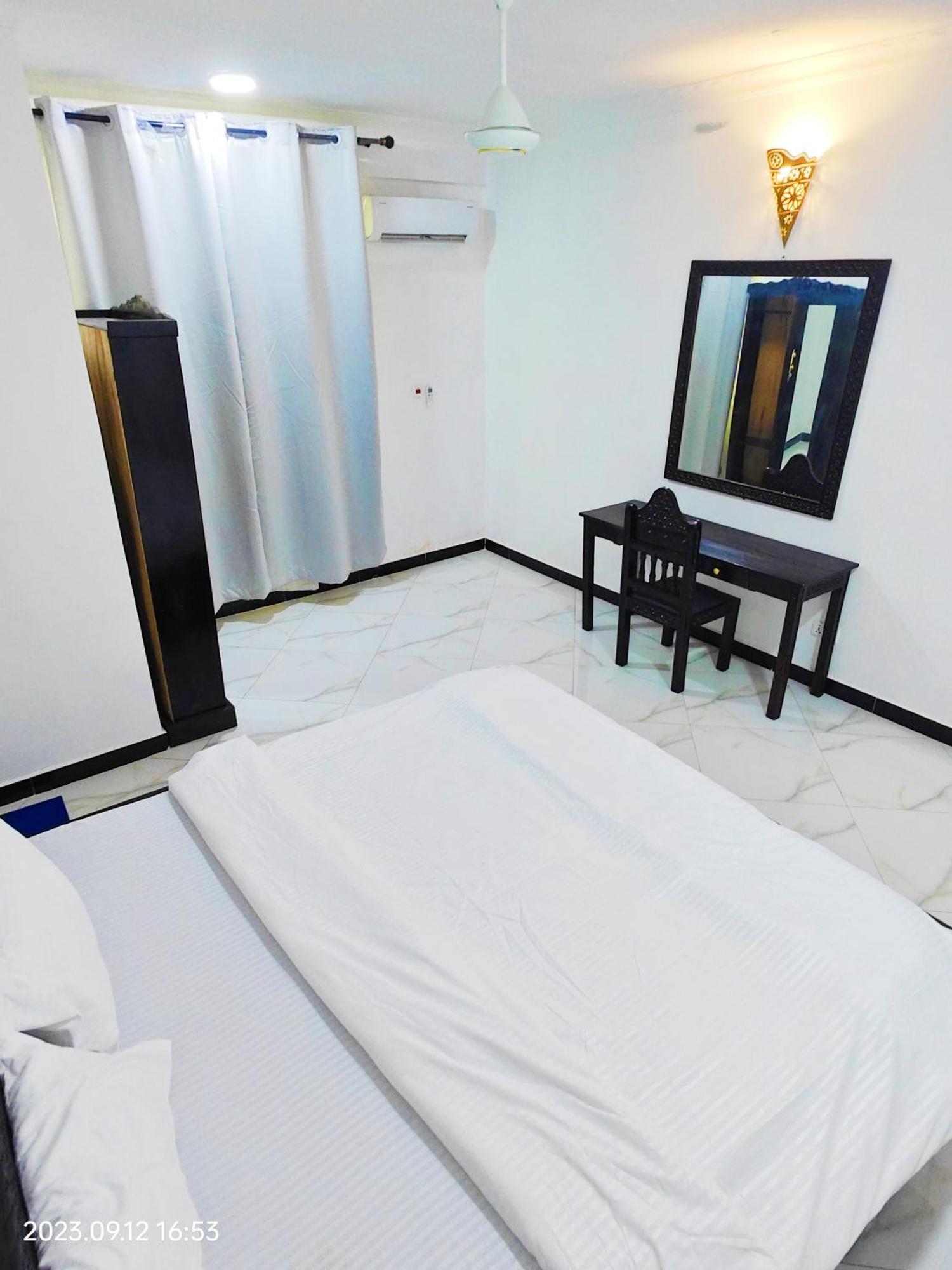 Ayaa Luxury 3rd Floor Apartment