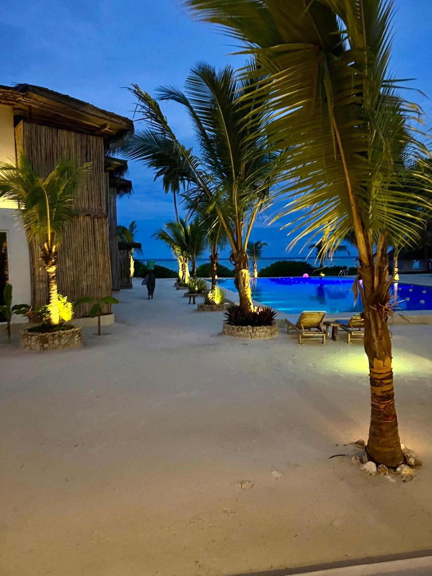 Infinity Boutique & Matemwe (Zanzibar)