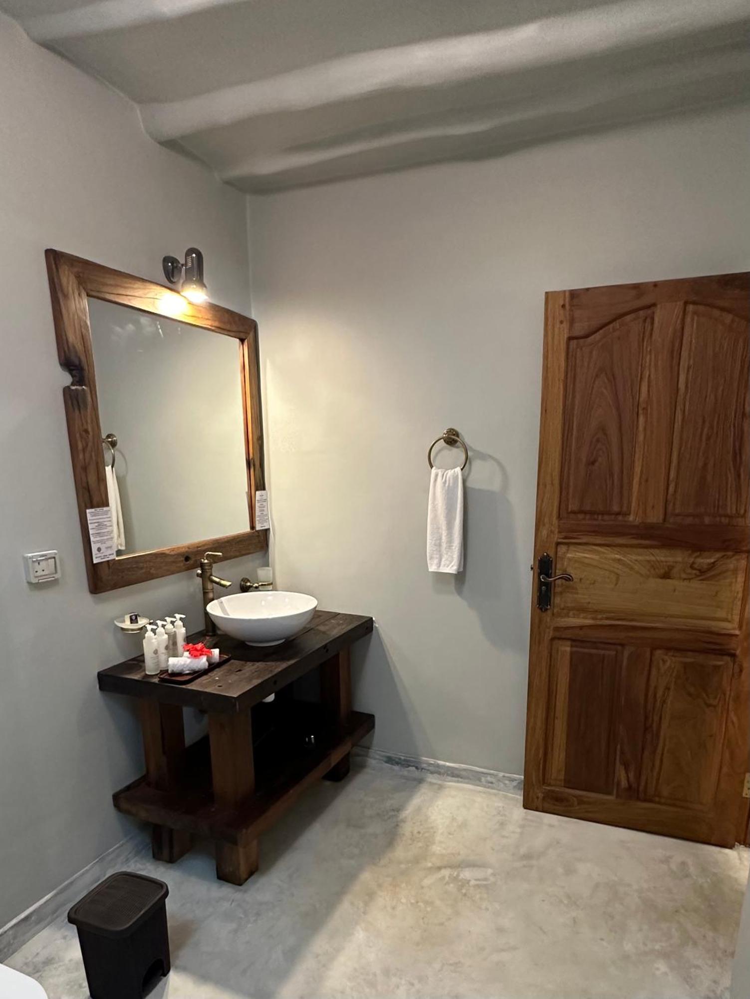 Hotel Ndame