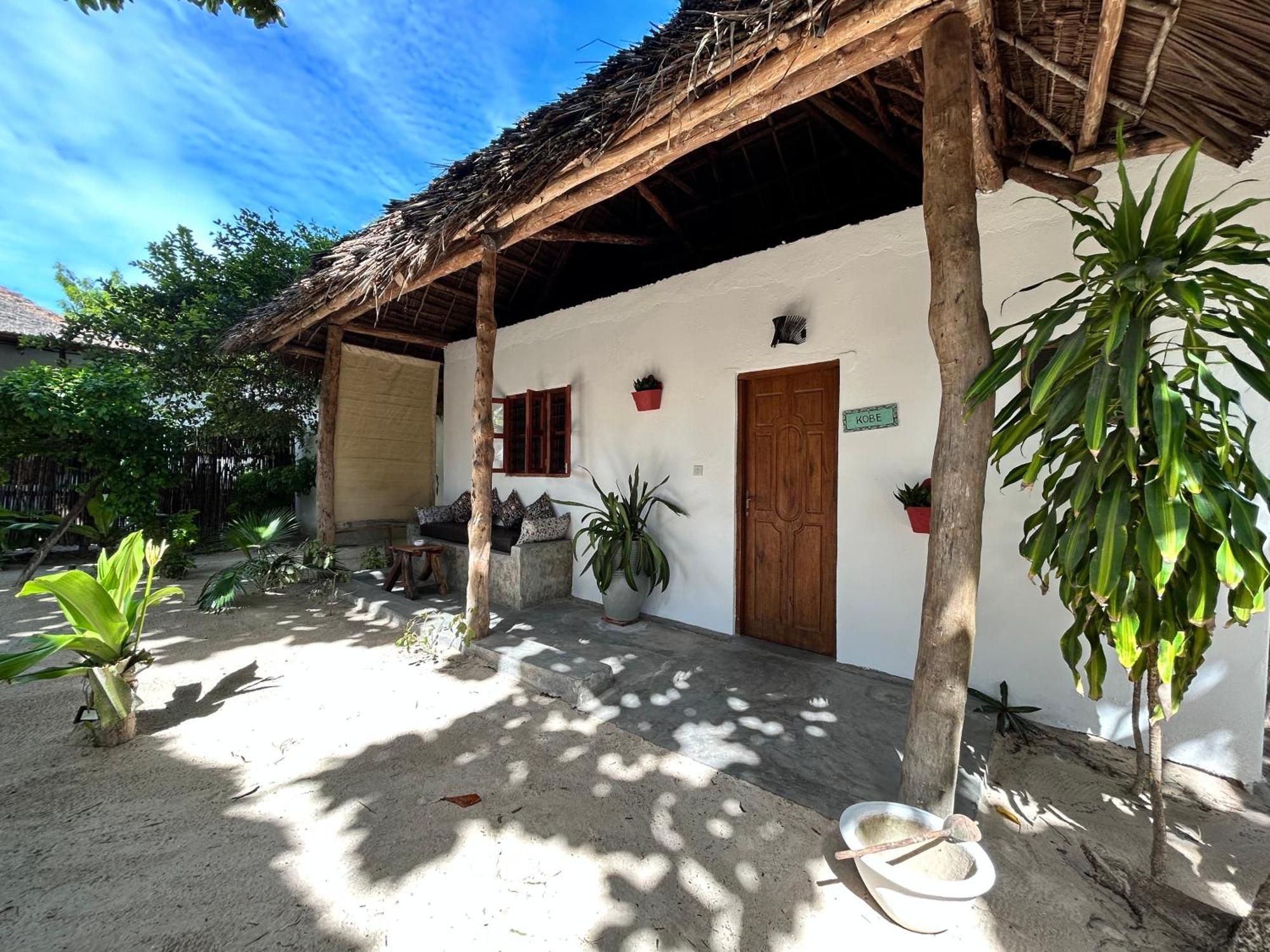 Bahari Bed & Breakfast
