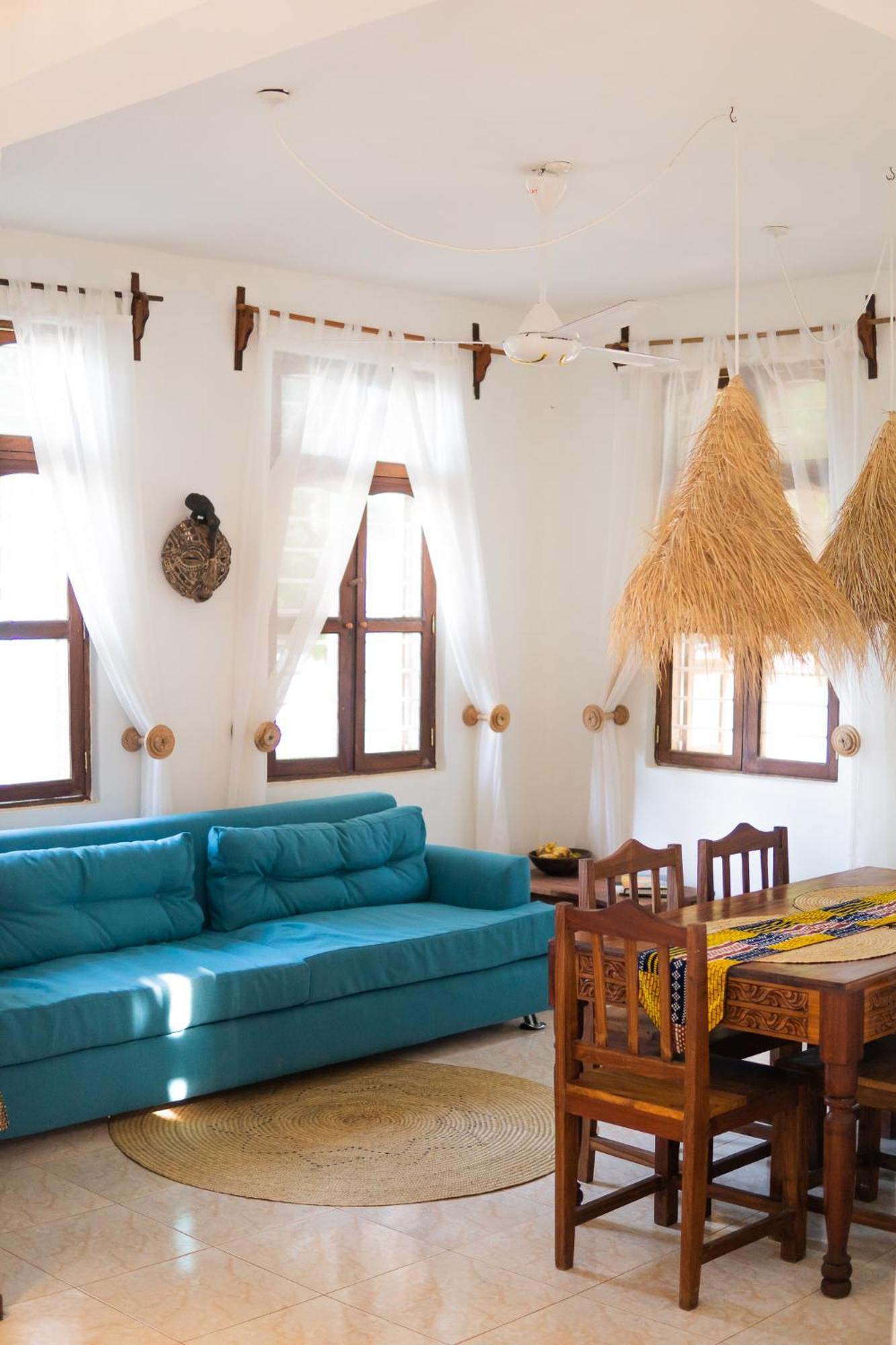 Kima Serviced House & Vakantiehuis Bwejuu