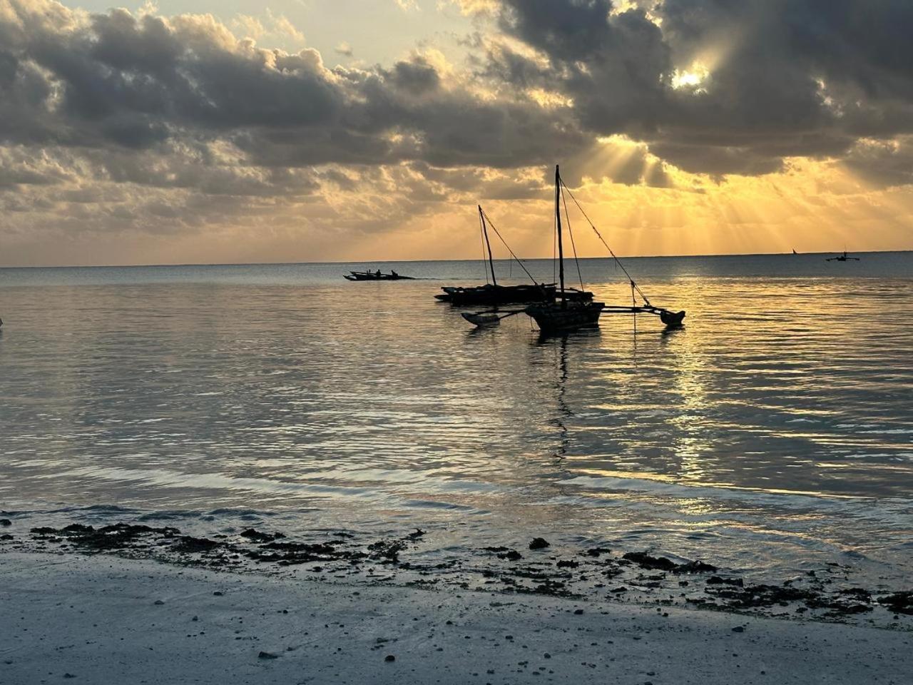 Serenity, Tanzania Unforgettable Paje