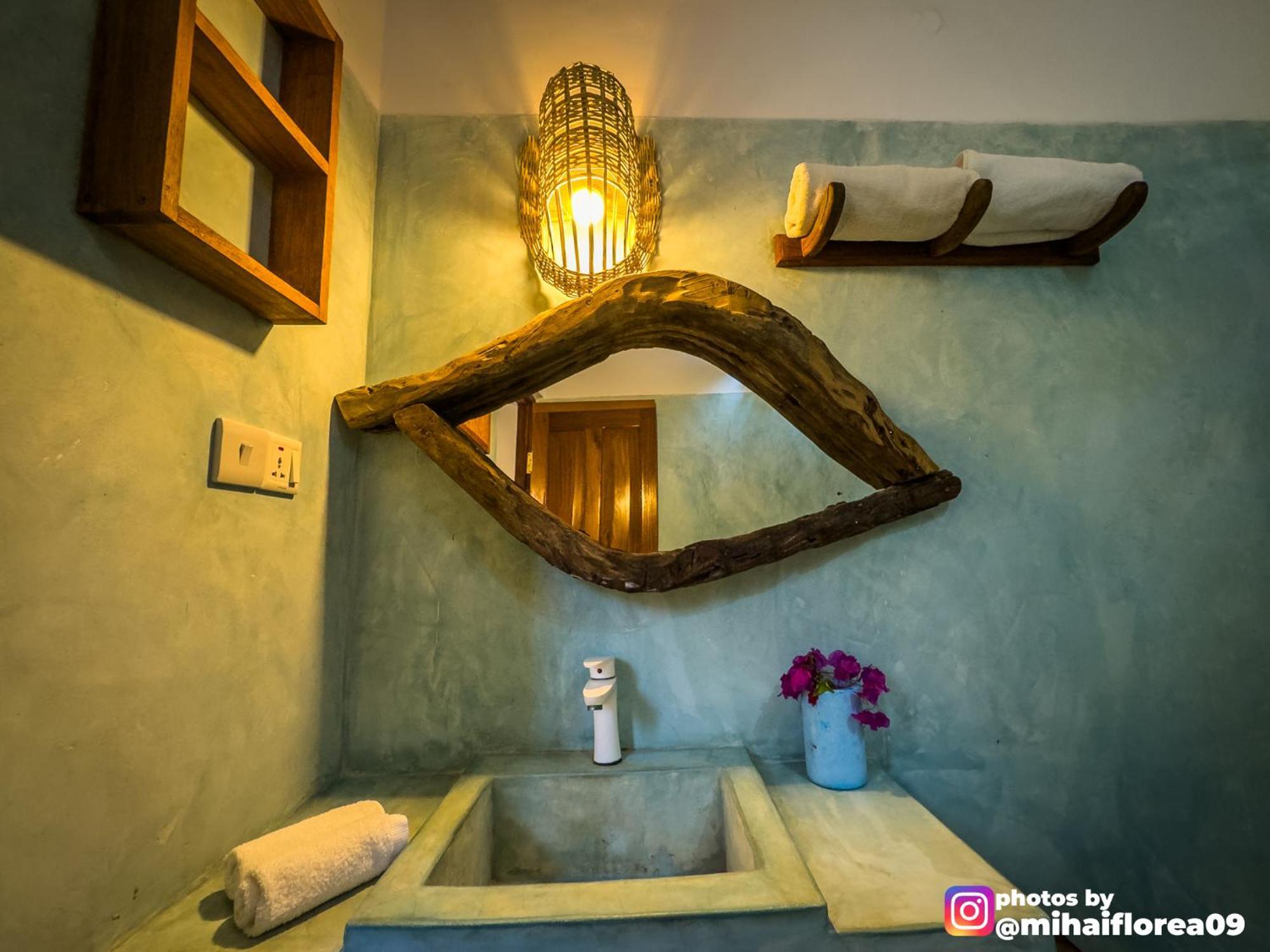 Hotel Tofauti 2*