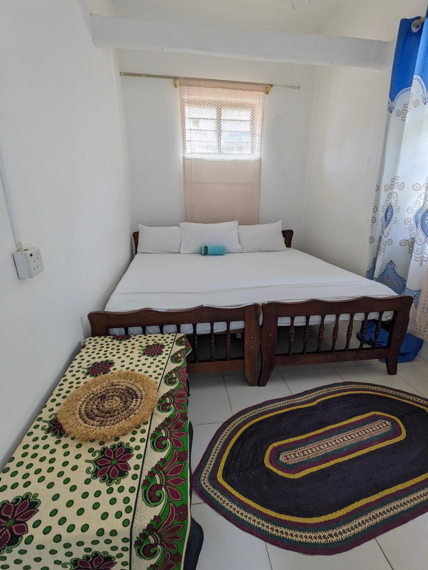 Flamingo Znz Bed & Breakfast