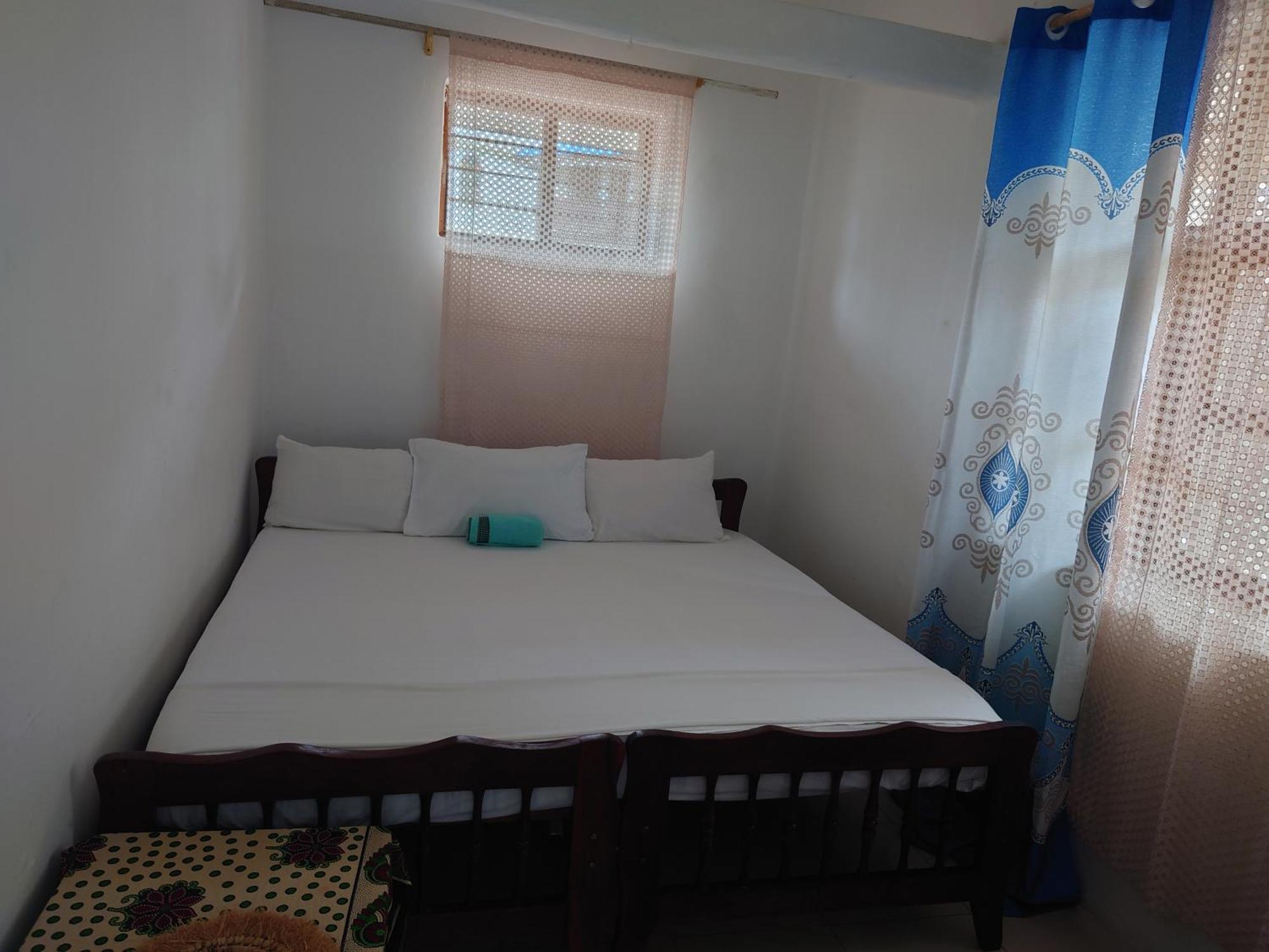 Flamingo Znz Bed & Breakfast
