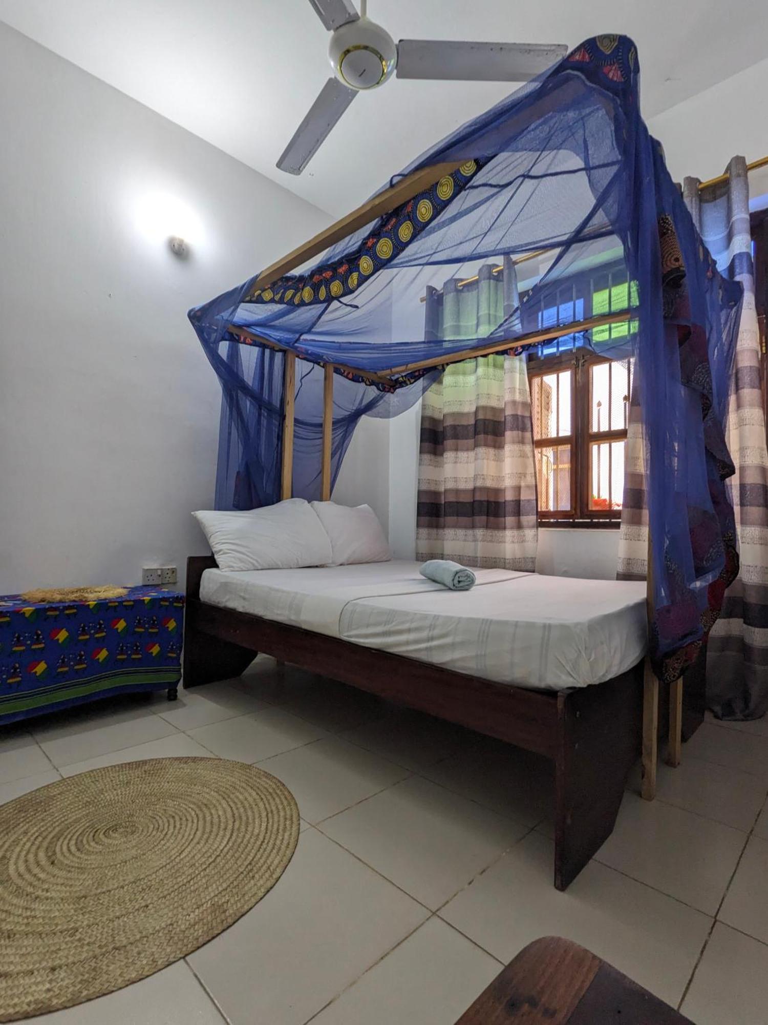 Bed & Breakfast Flamingo Znz