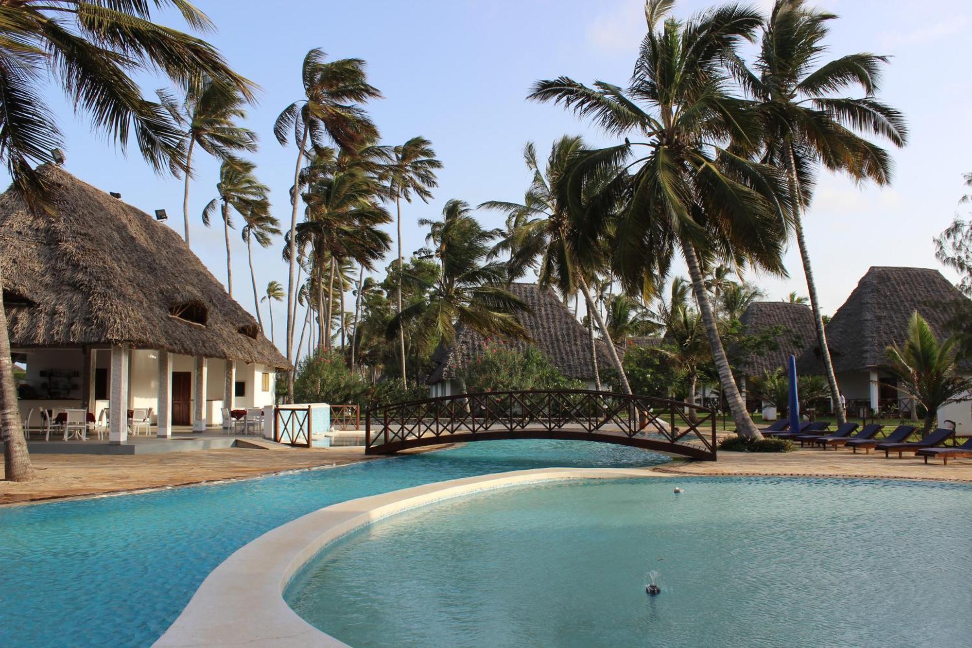 Resort Uroa Bay 4*