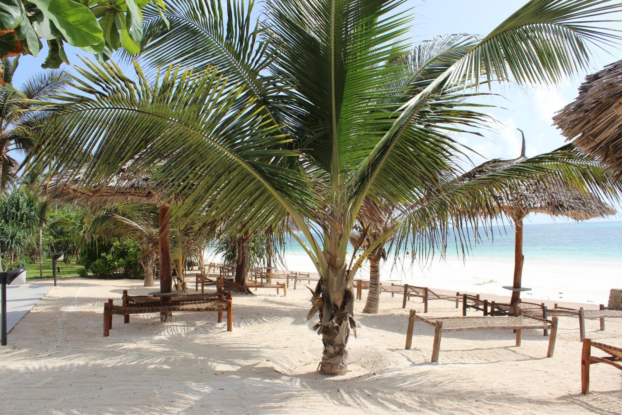 Uroa Bay Resort 4*