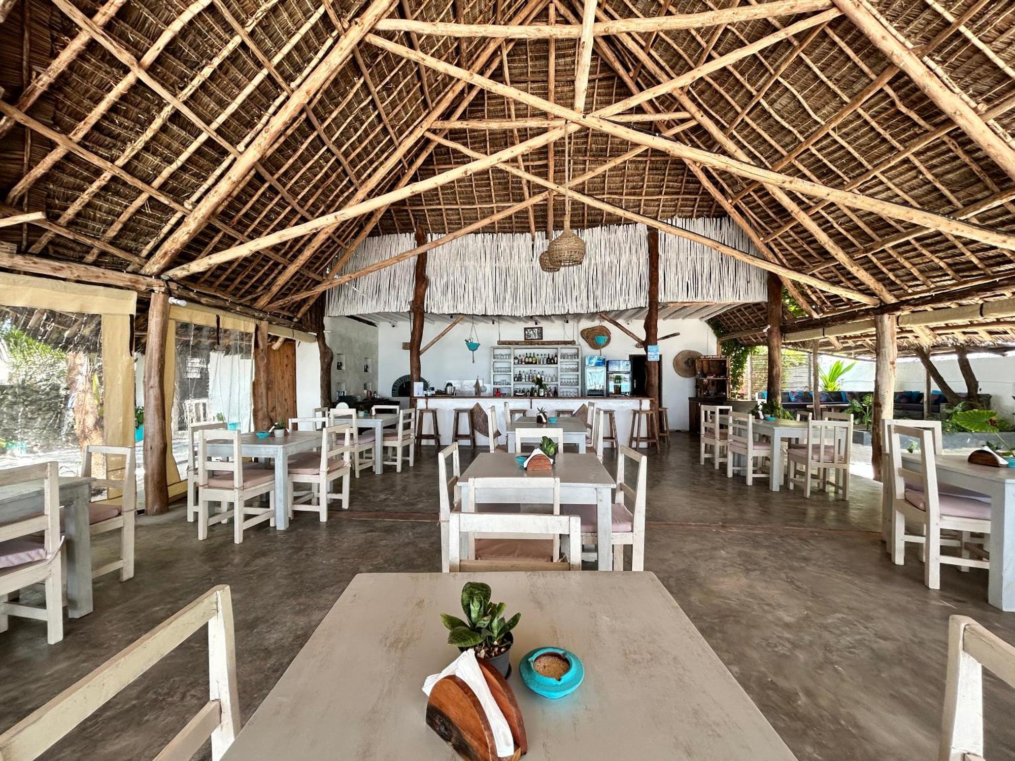 Bed & Breakfast Bahari