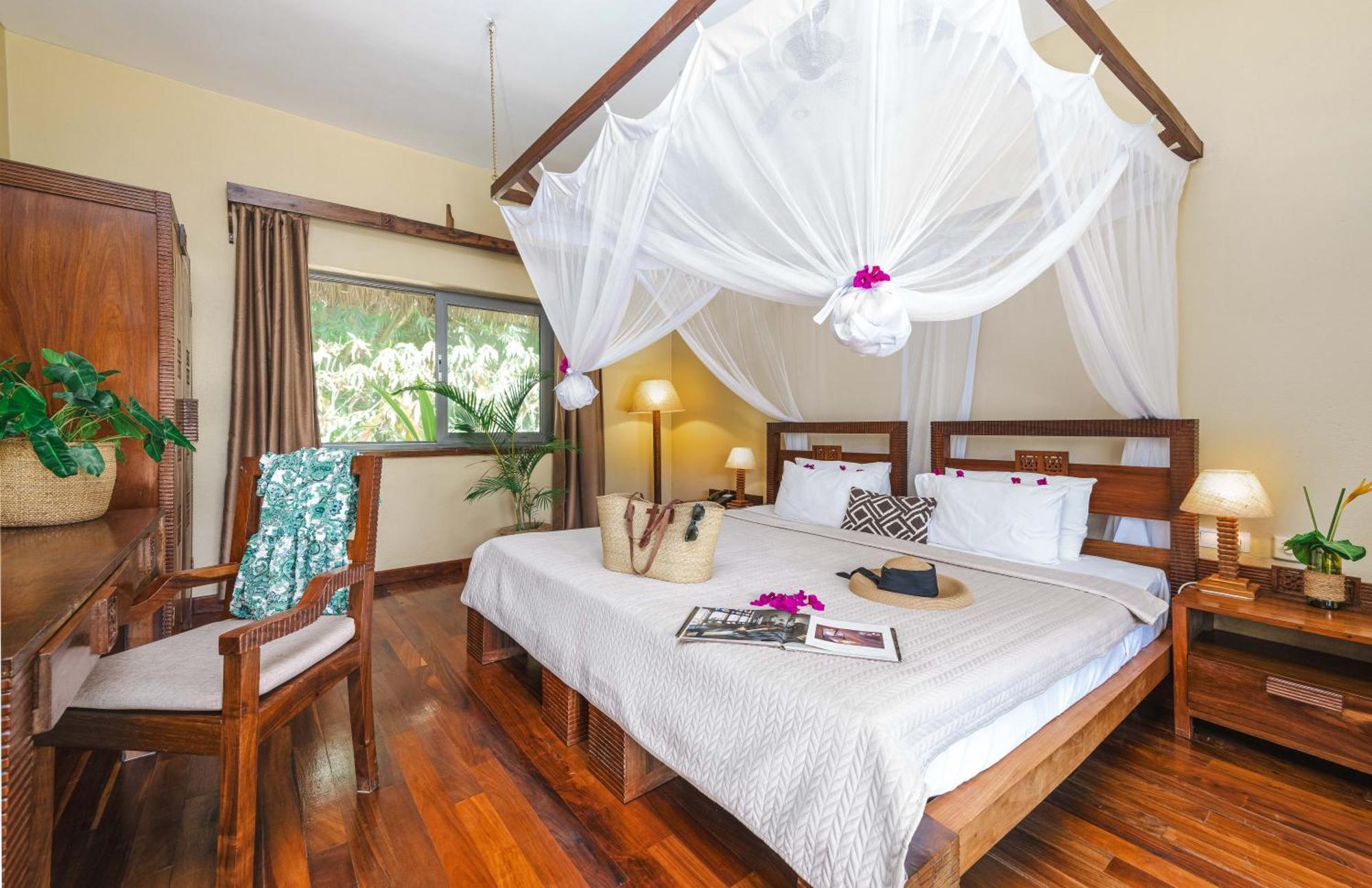 Zanzi Private Paradise Resort 5*
