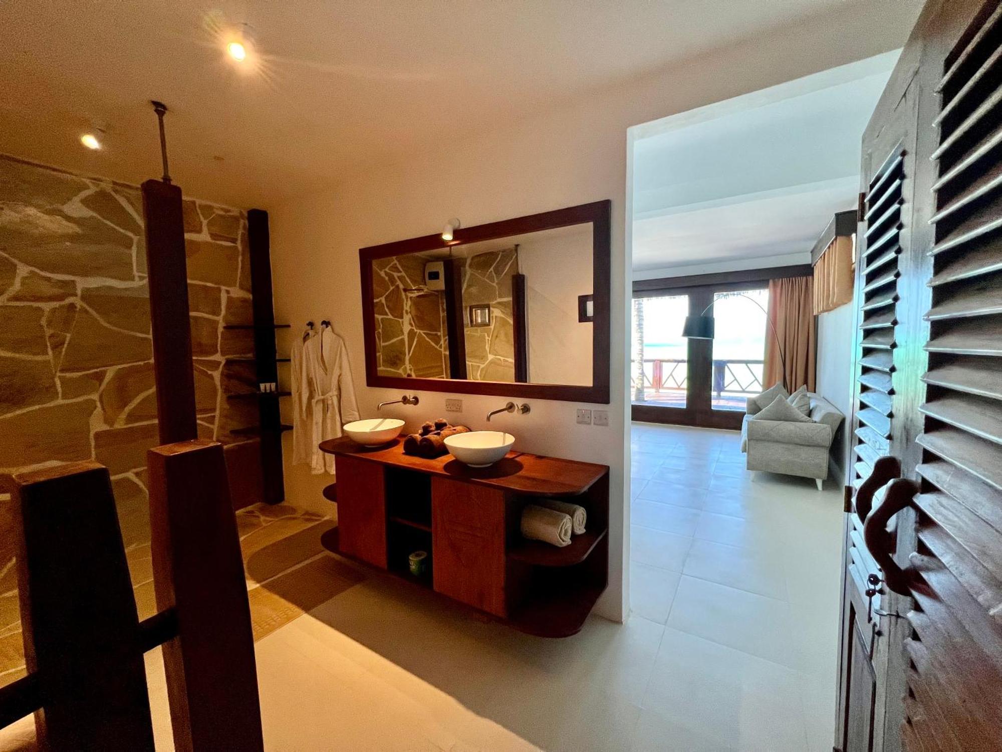 Mahali Zanzibar 3*