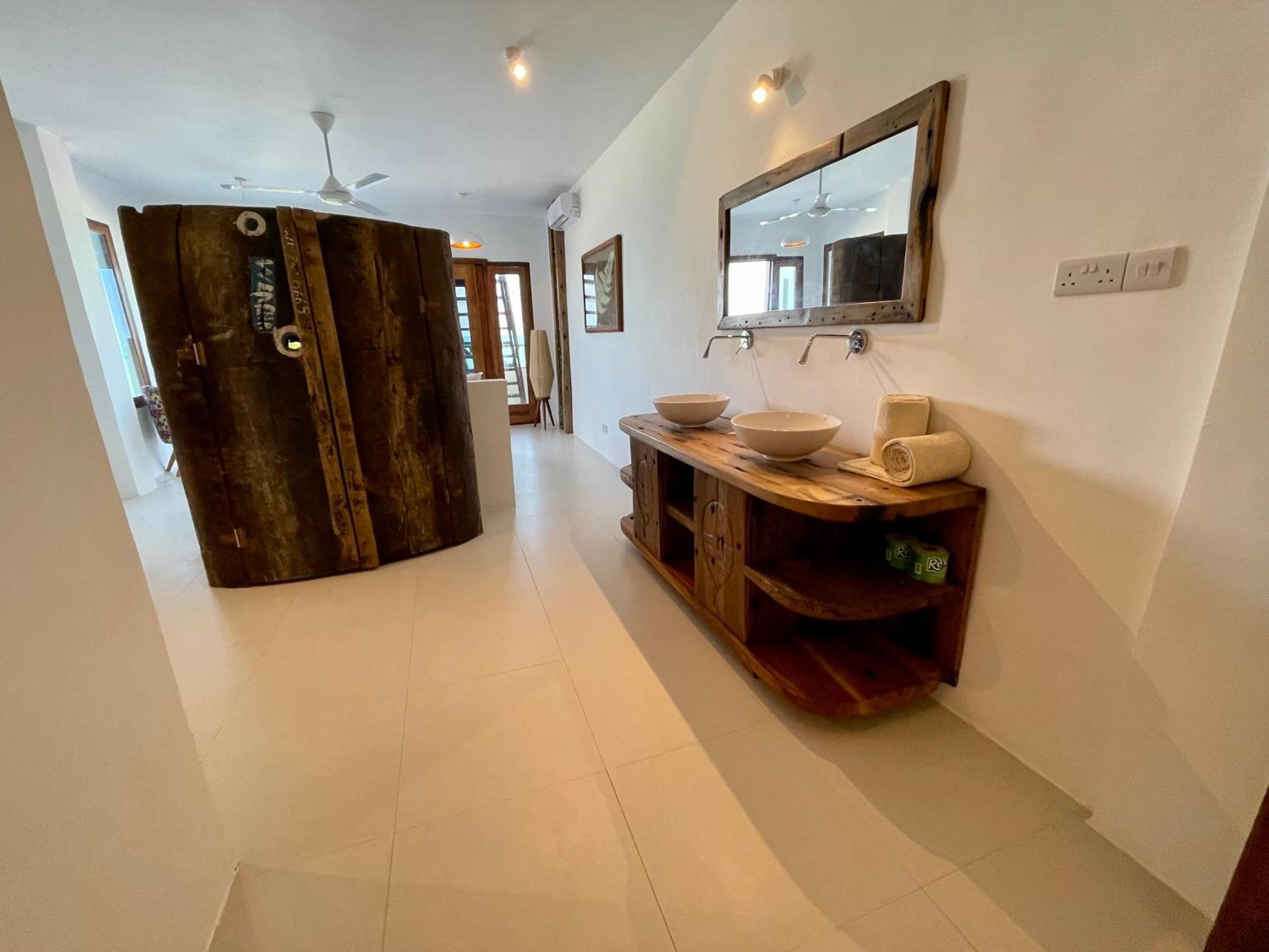 Mahali Zanzibar Paje