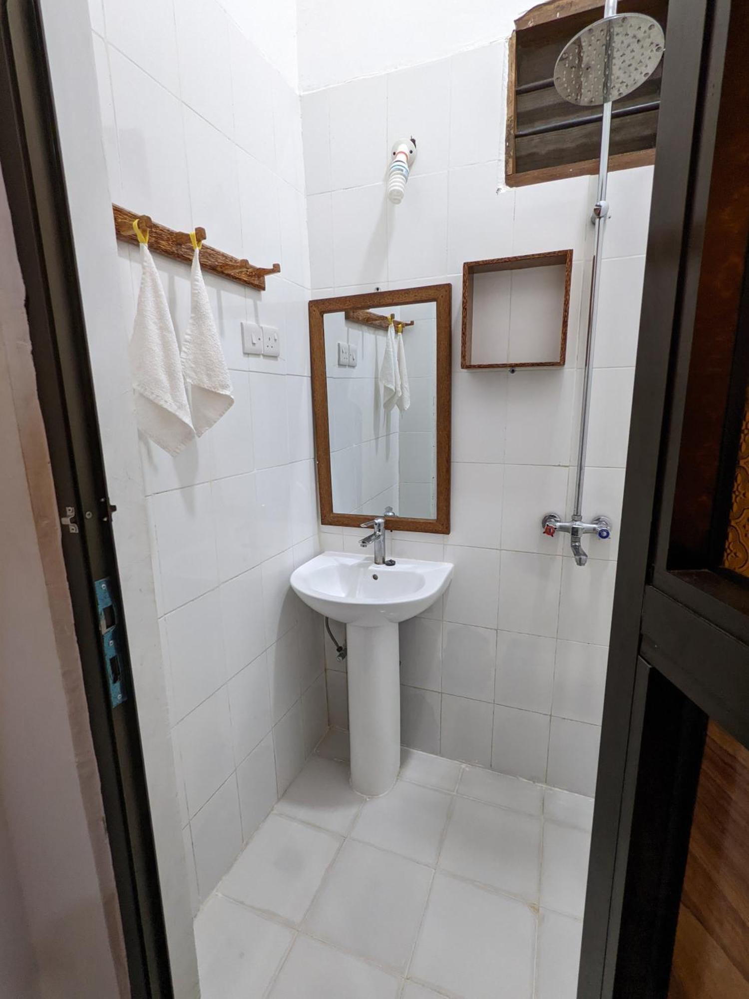 Mkadi Beach House Guest house *