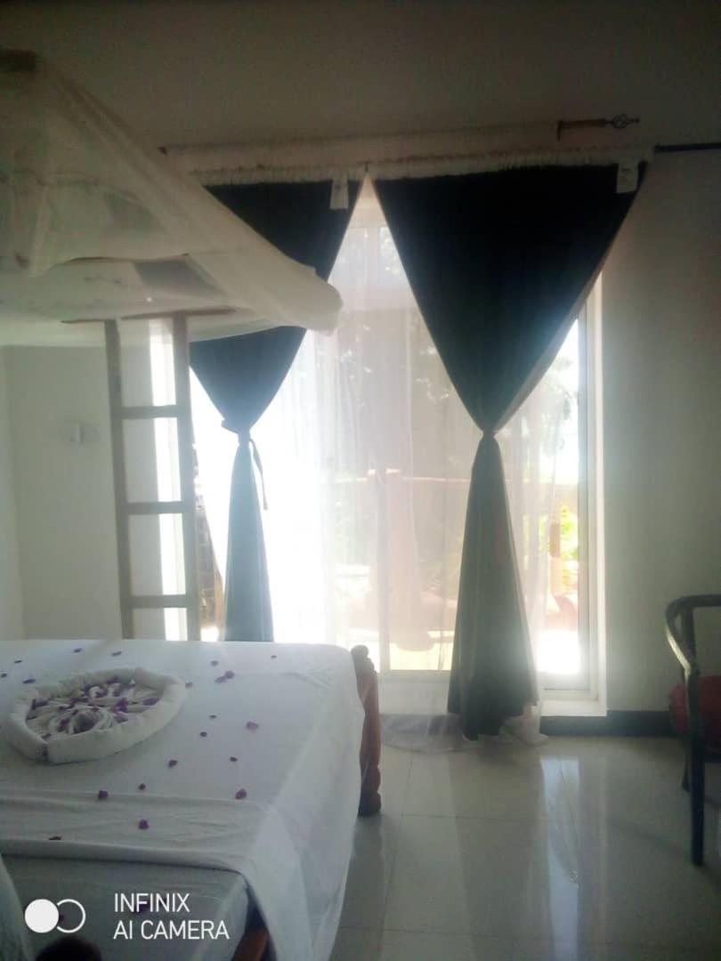 Kassandra Beach Hotel