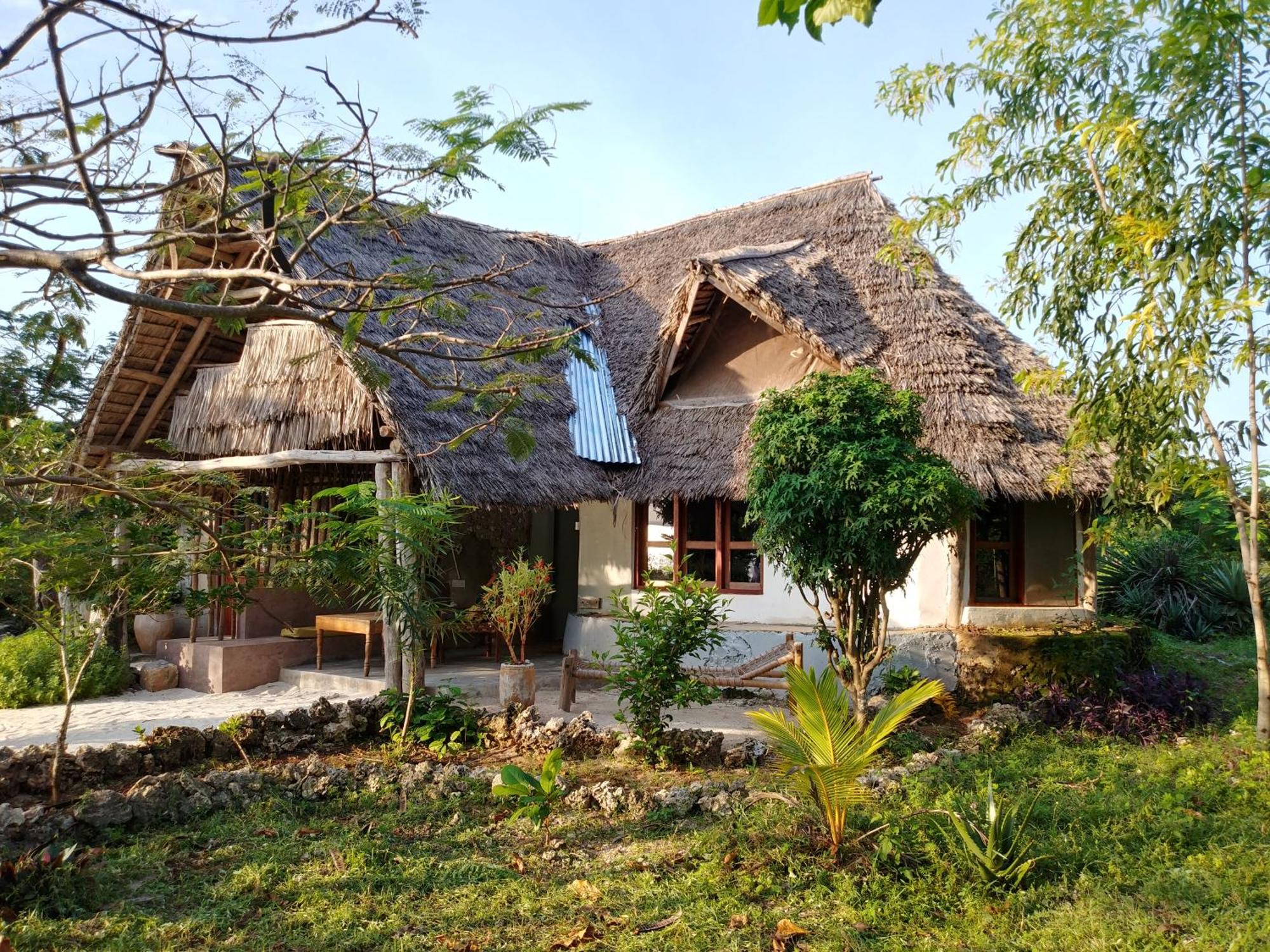 Lodge Afya Village At The Sea Michamvi Kae