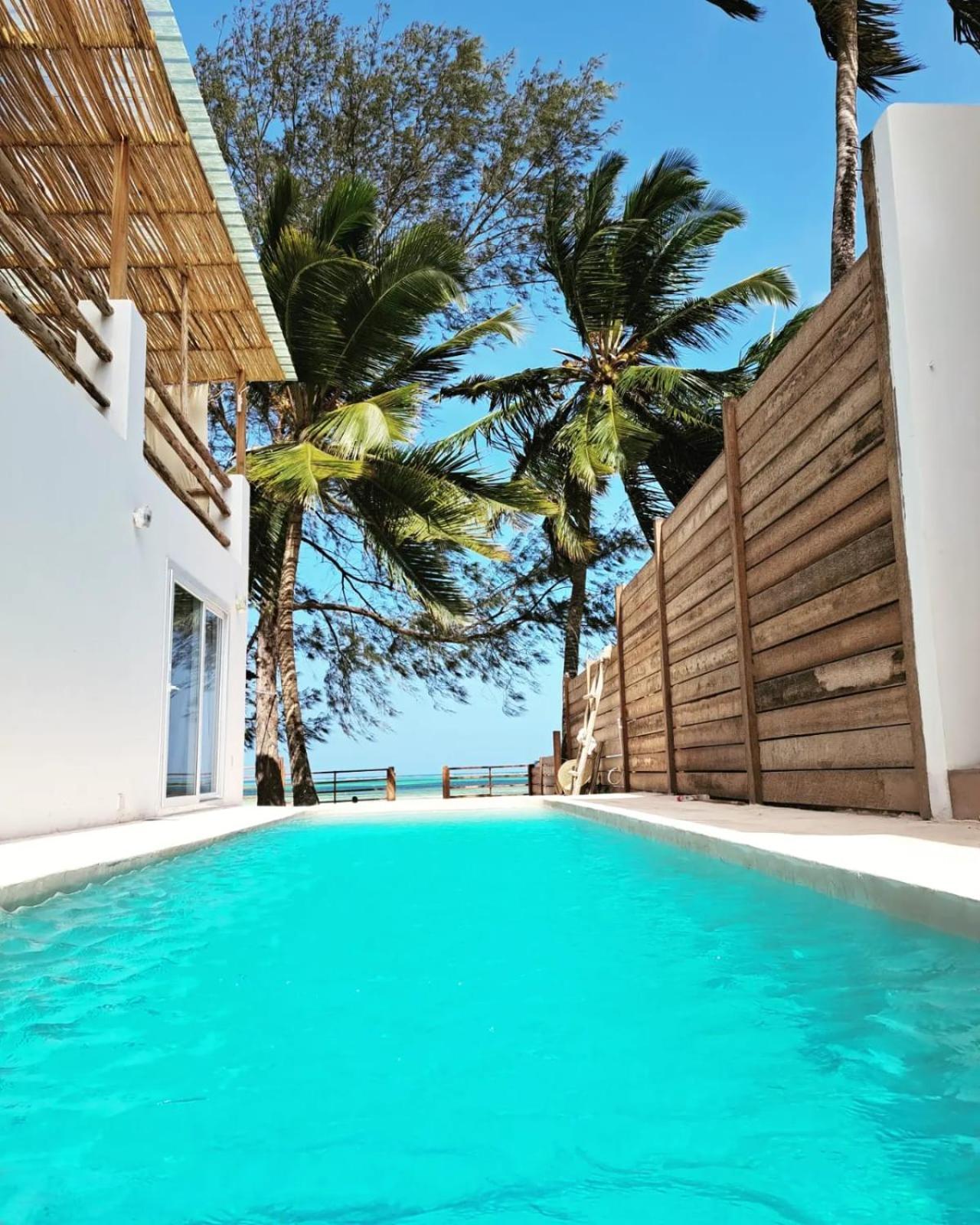 Boho Boutique - Beachfront , Adults Only , Private Pool Kiwengwa (Zanzibar)