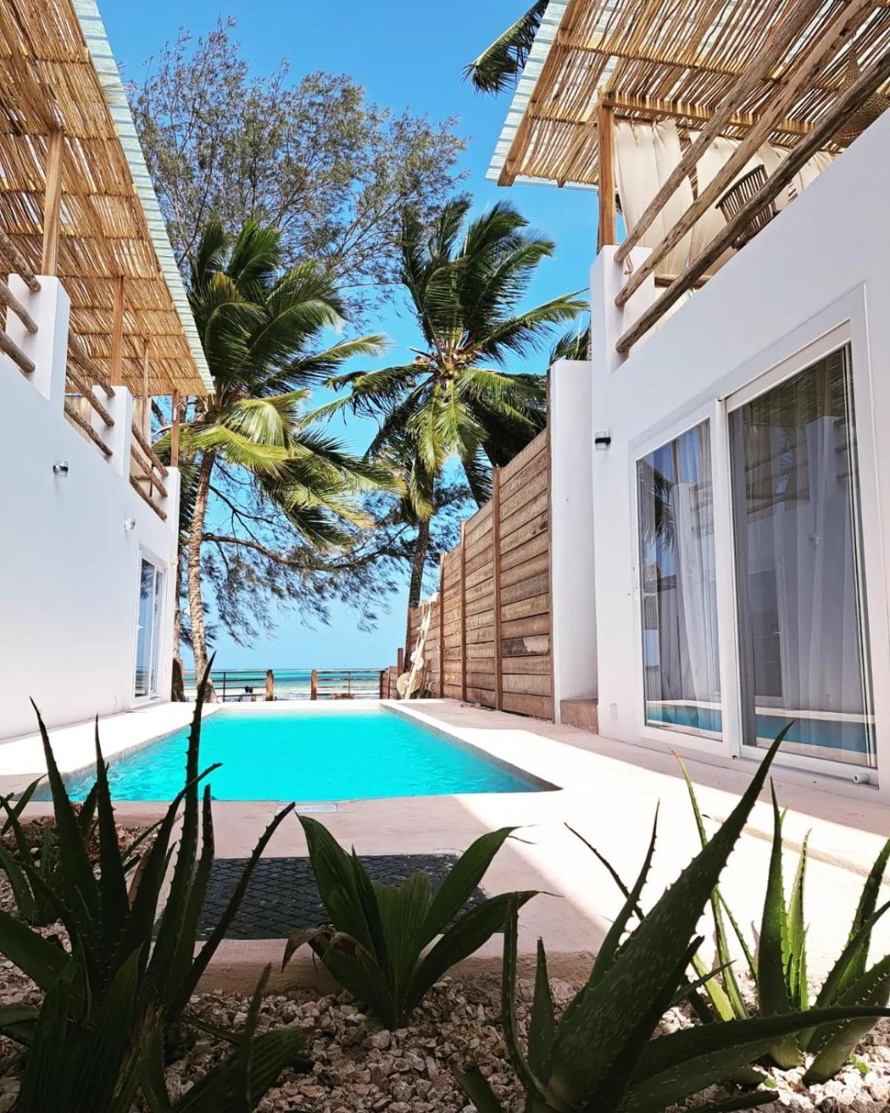 Boho Boutique - Beachfront , Adults Only , Private Pool Resort Kiwengwa (Zanzibar)