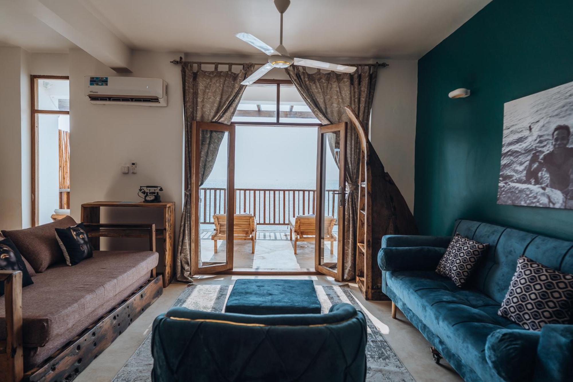 Sunrise Hotel 4*