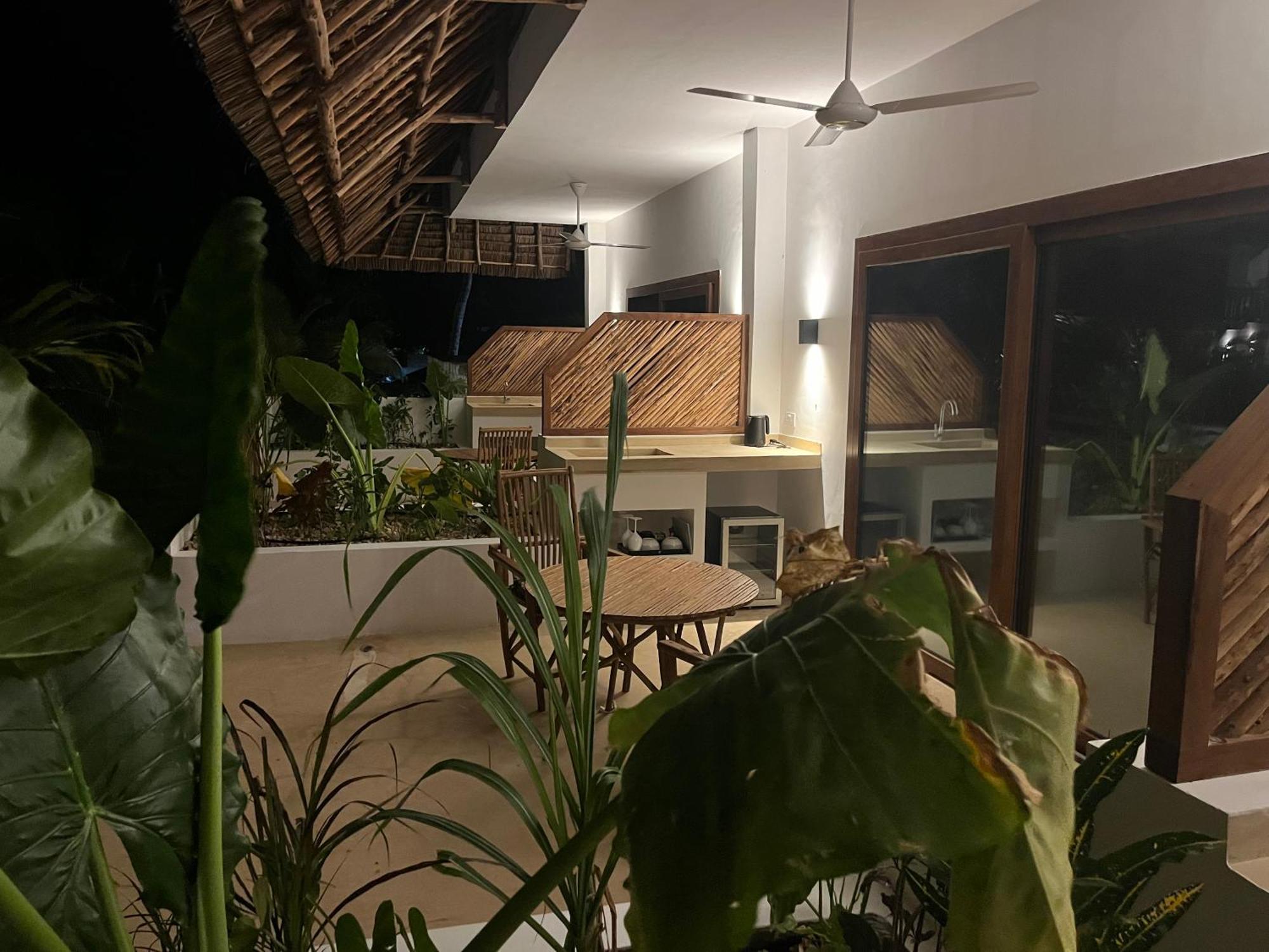 Hotel Aluna
