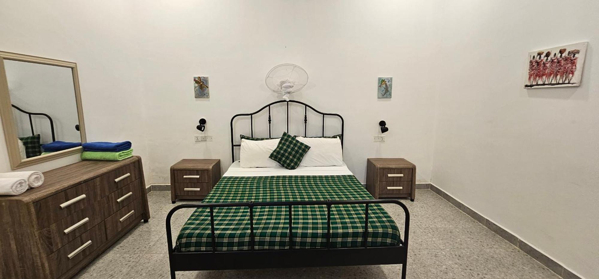 Dragonfly Hotel 3*
