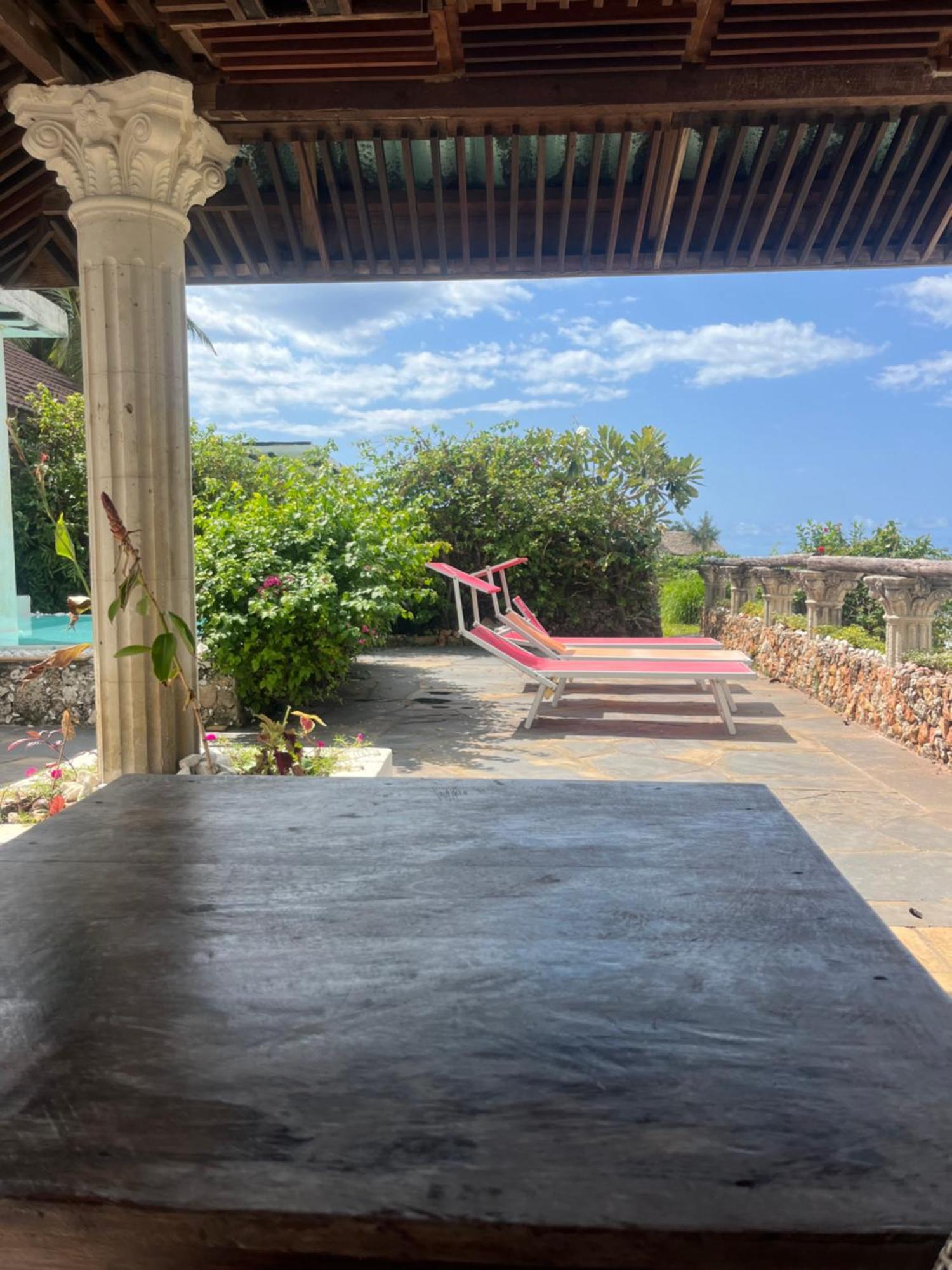 Malcom Guest house Pongwe