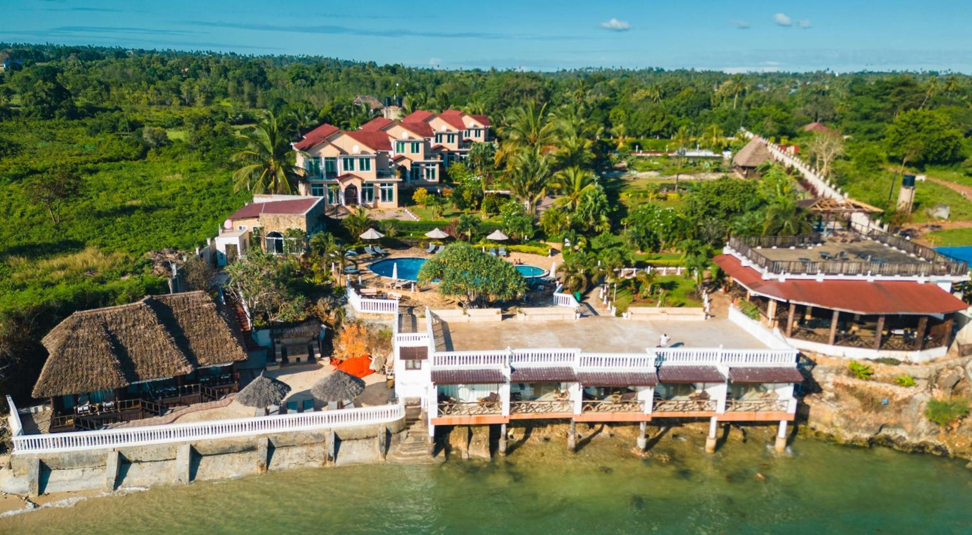 Hotel Royal Cliff 4*