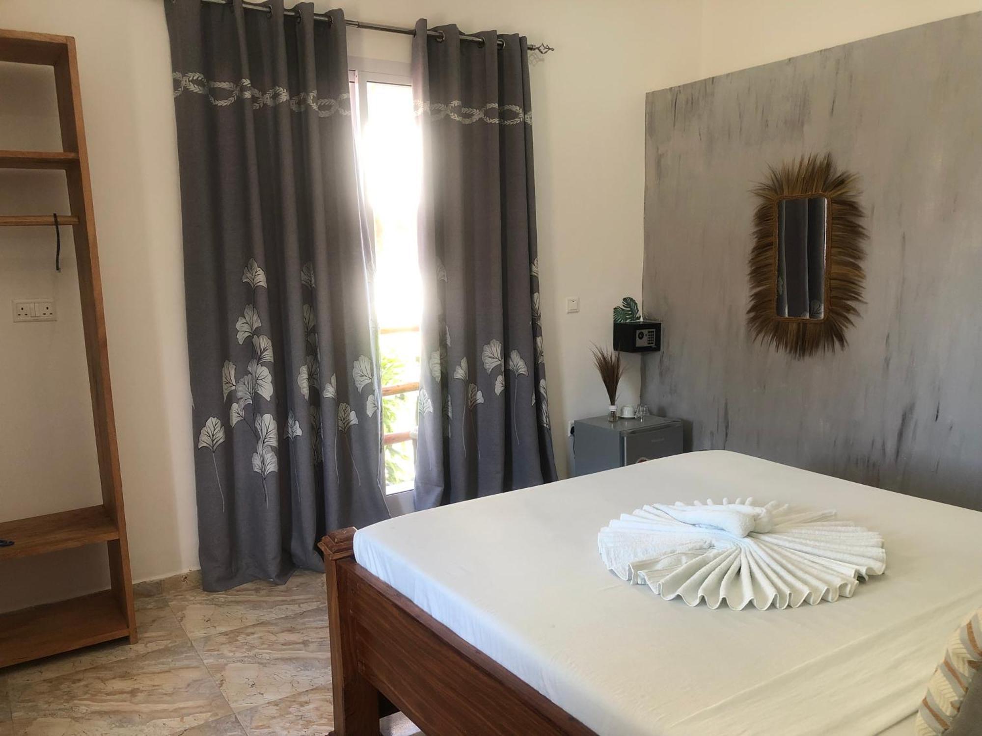 Cezere The Palm 3*