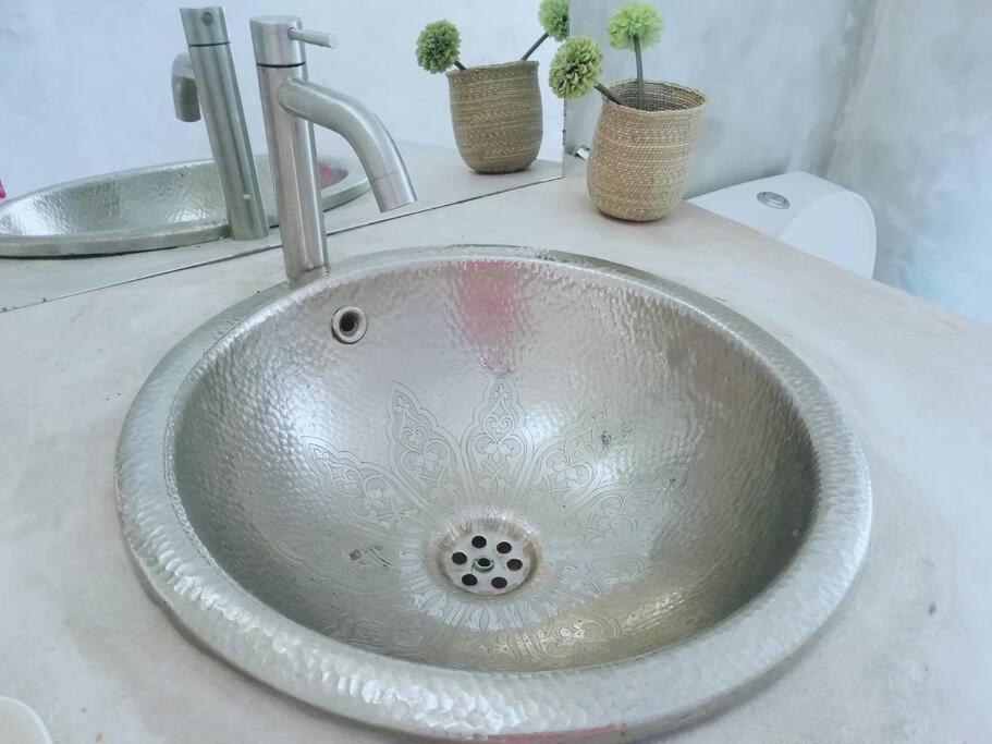Hayam Private Pool 1min Serviced *