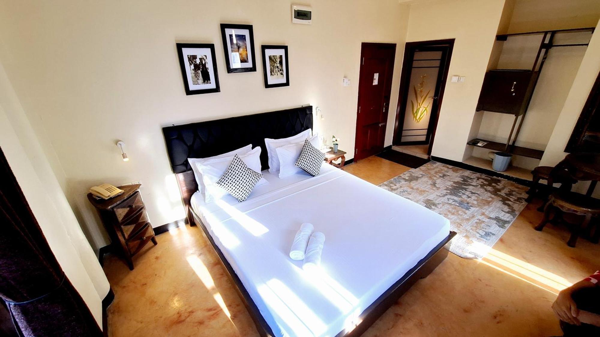Rumaisa Lodge