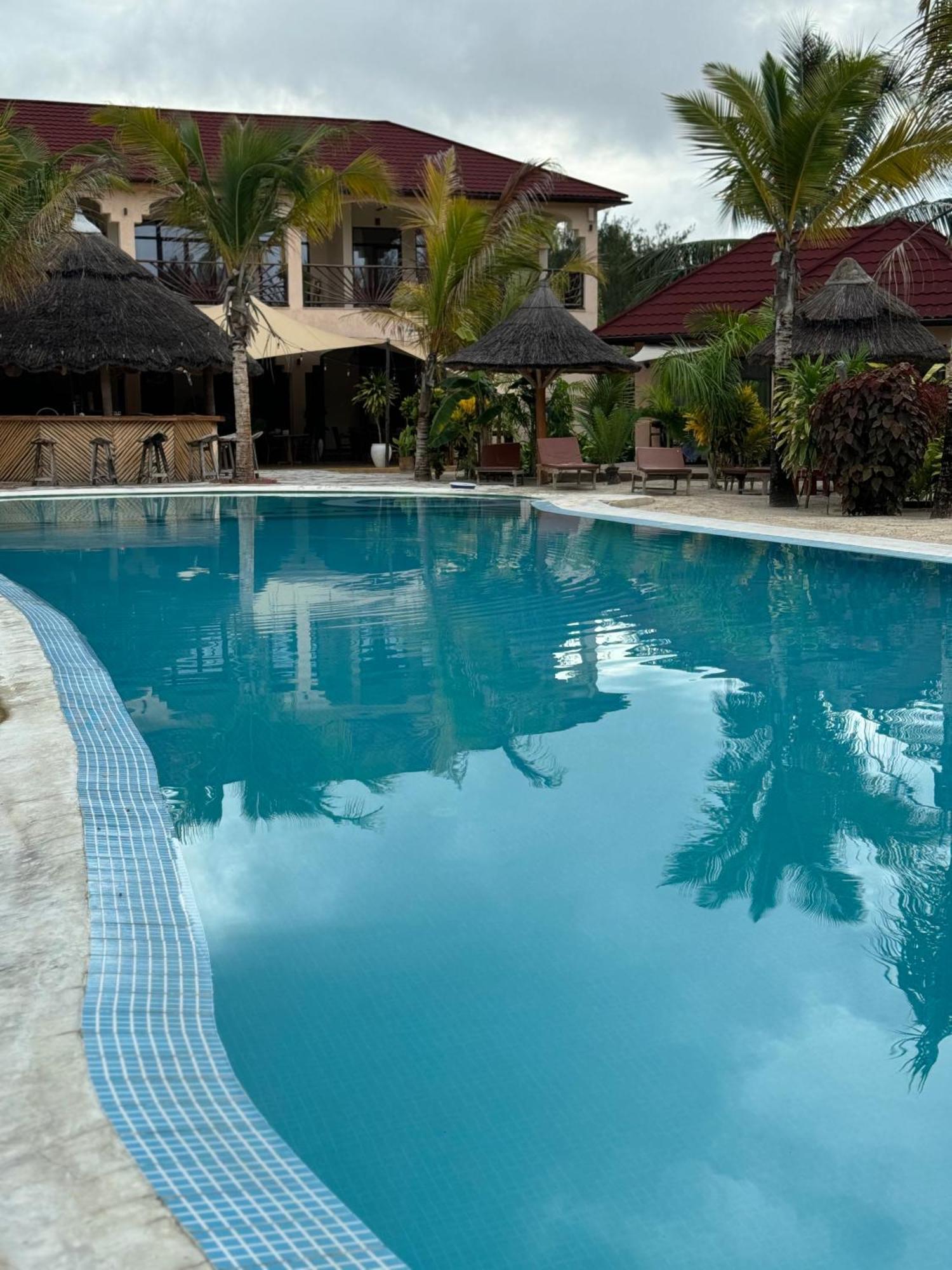 Blu Boutique Hotel 4*