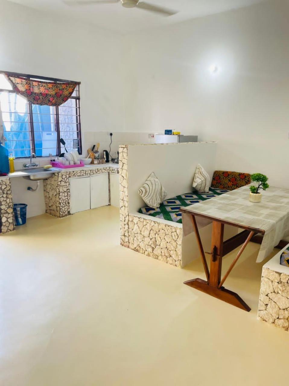 Amoni Zanzibar * Paje