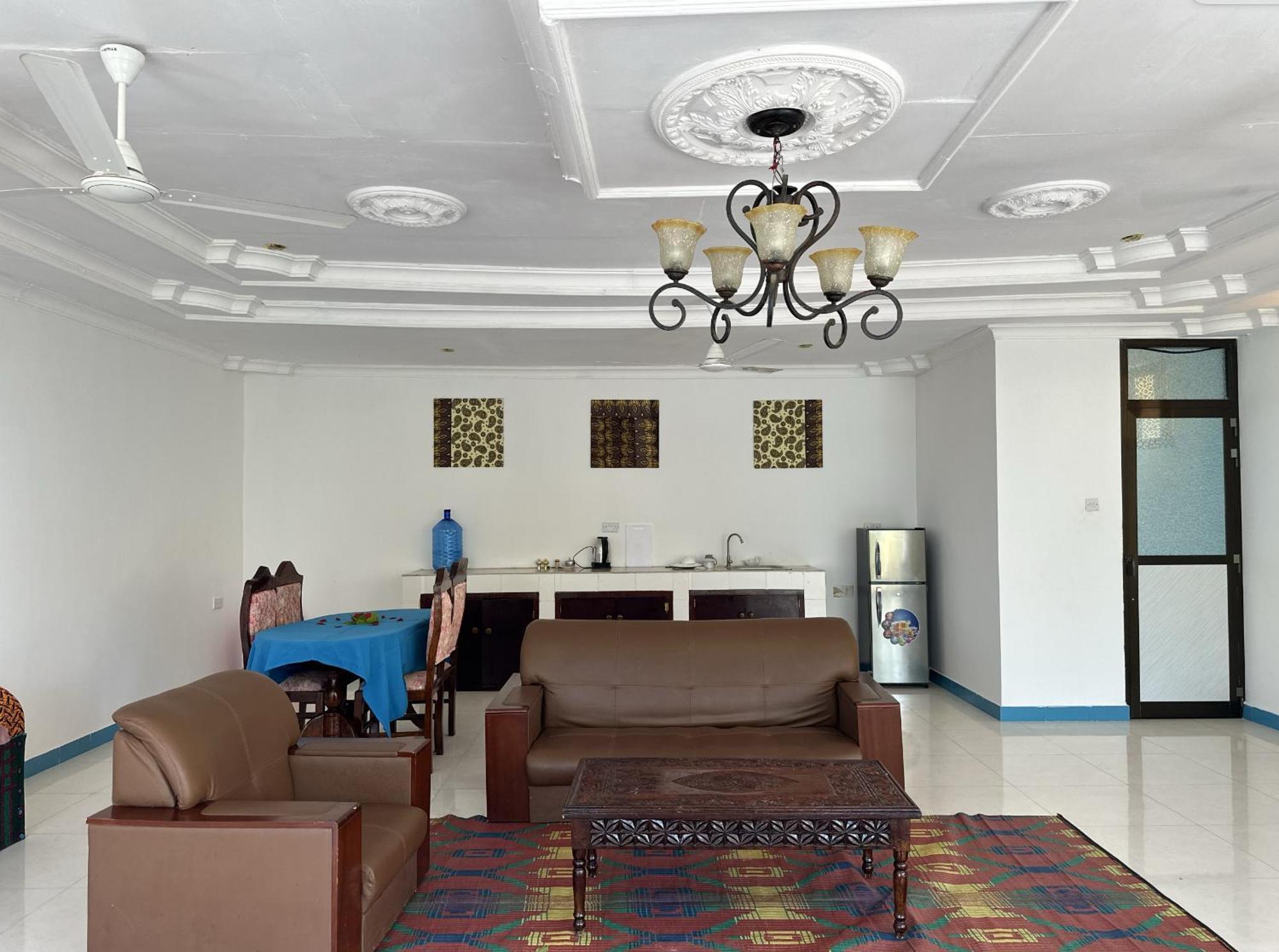 Khadija Kiwengwa Kiwengwa (Zanzibar)
