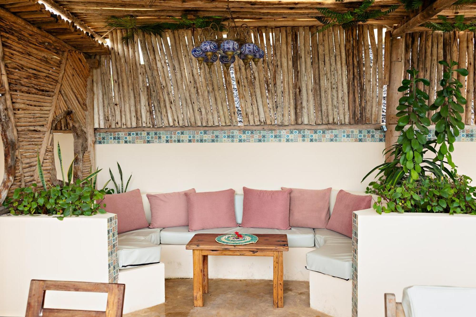 Garden Boutique 3*