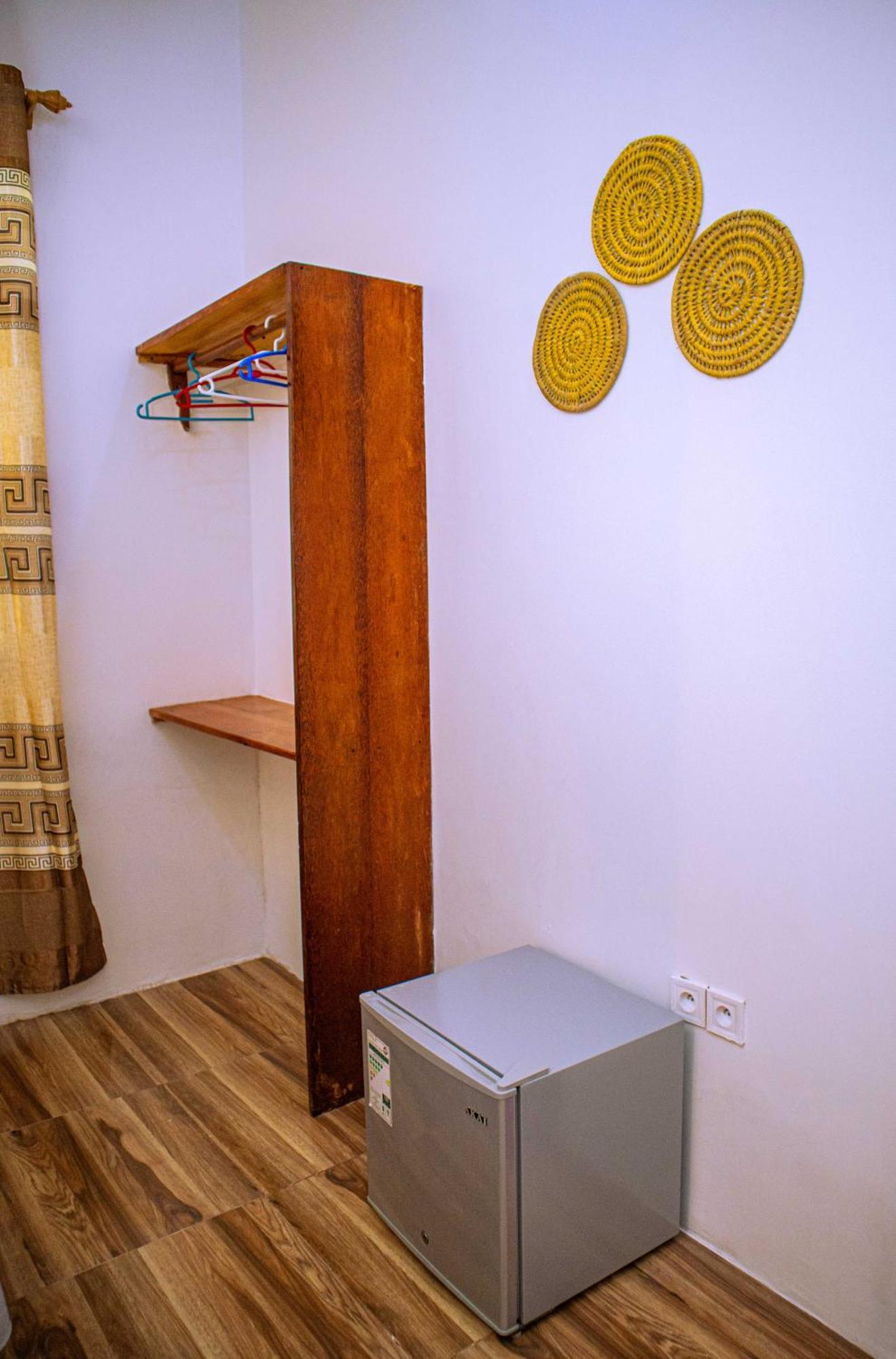Ondo House Guest house *