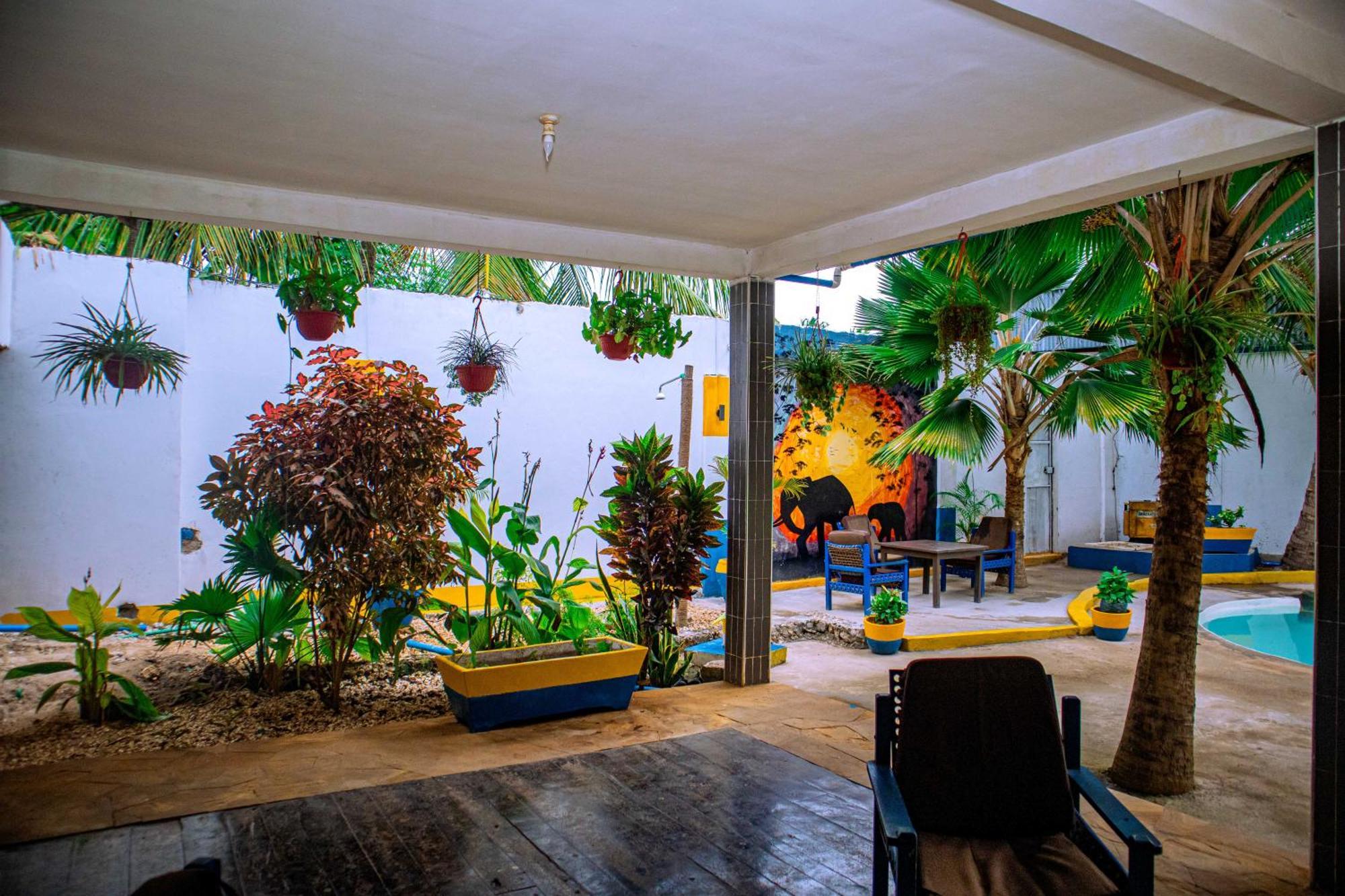 Guest house Ondo House