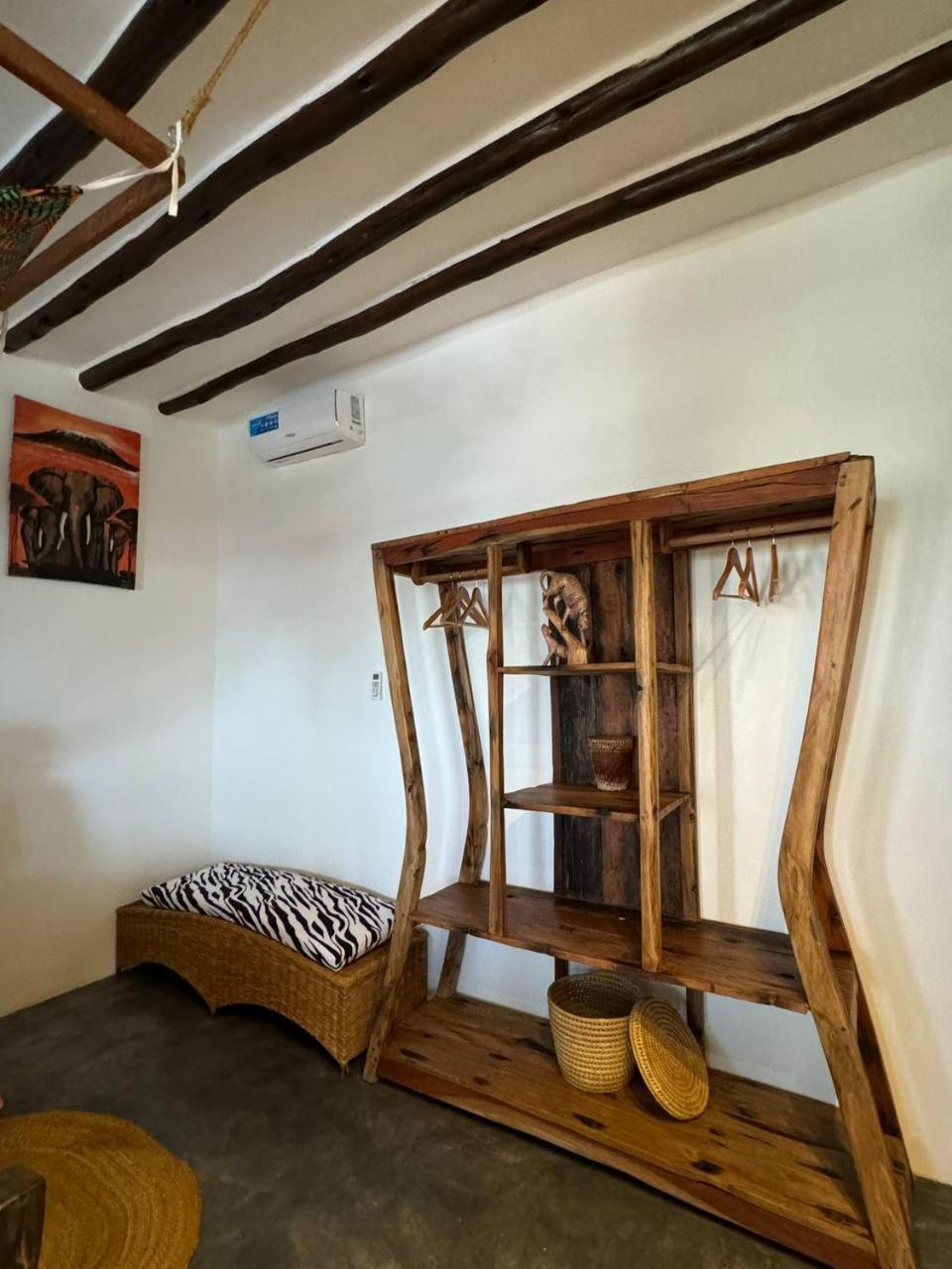 Bitcoin Zanzibar Hotel