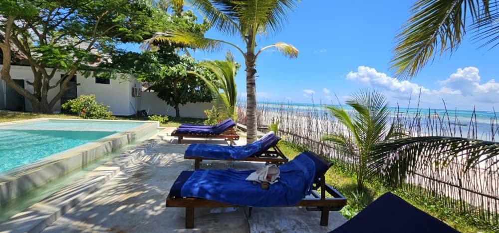 Palafitta Zanzibar Pingwe