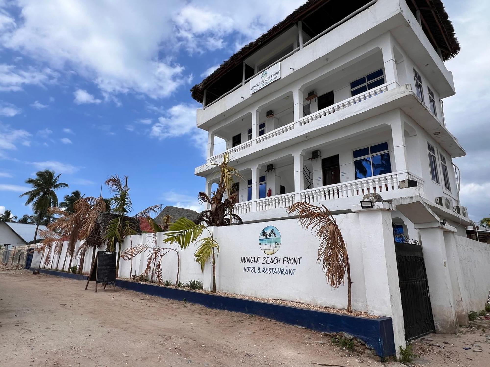 Hotel Front Nungwi