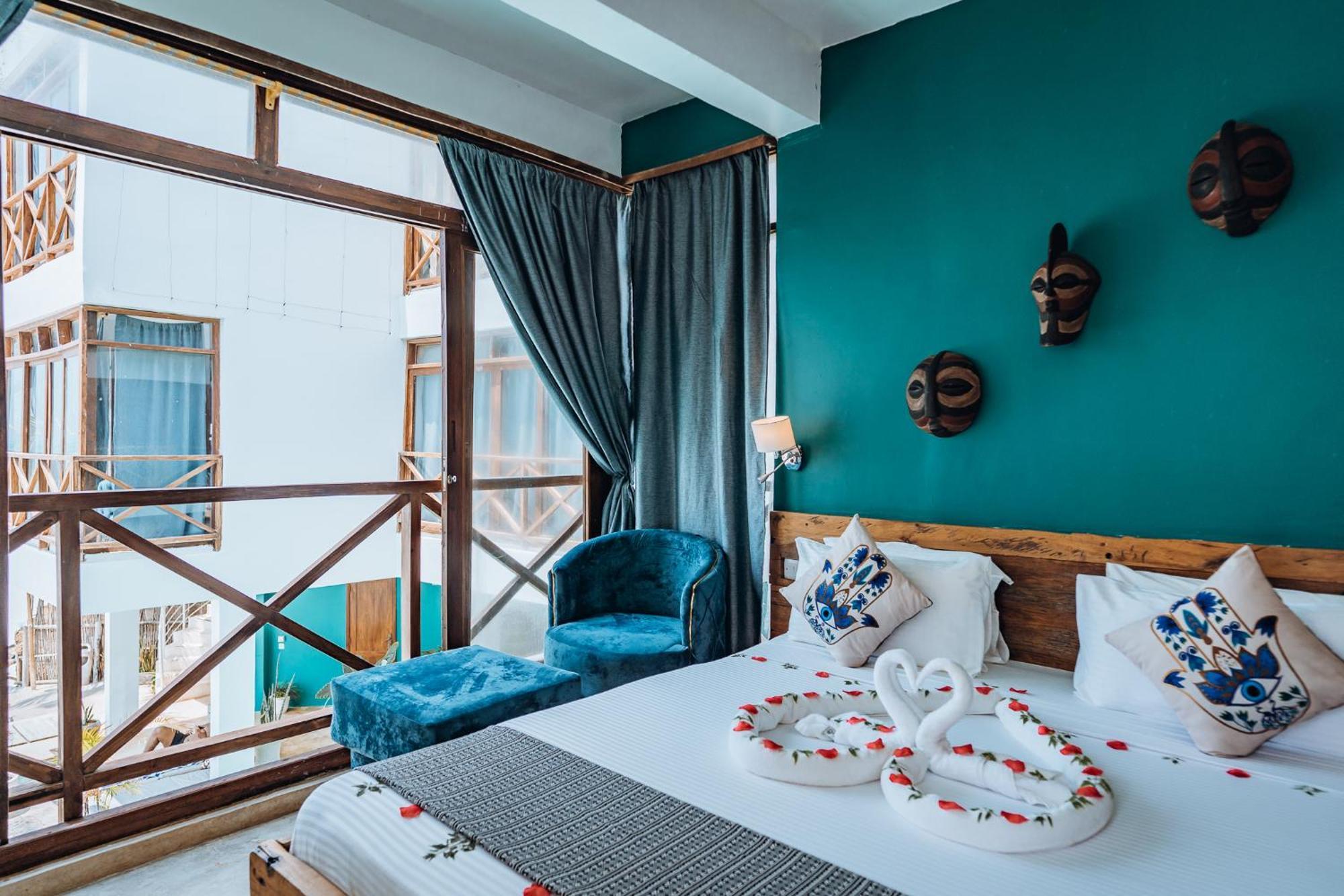 Pili Pili Tropical Hotel 4*